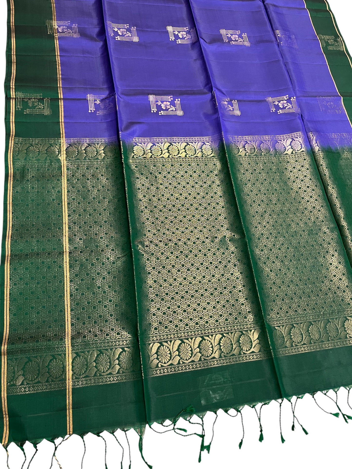 Southloom Pure Handloom Kanchipuram Silk Saree with Butta Work (Violet & Green)
