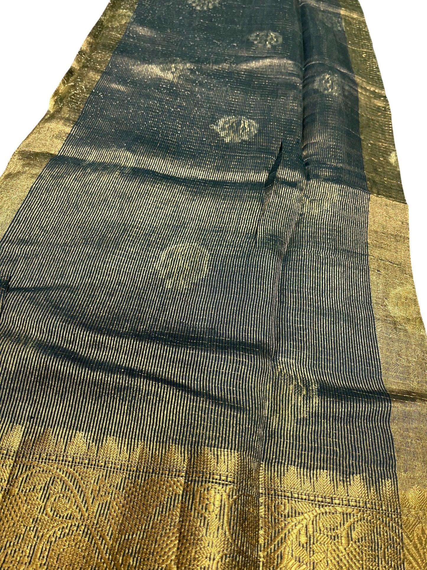 Southloom Georgete Banarasi Silk Saree with Woven Work on Body and Borders