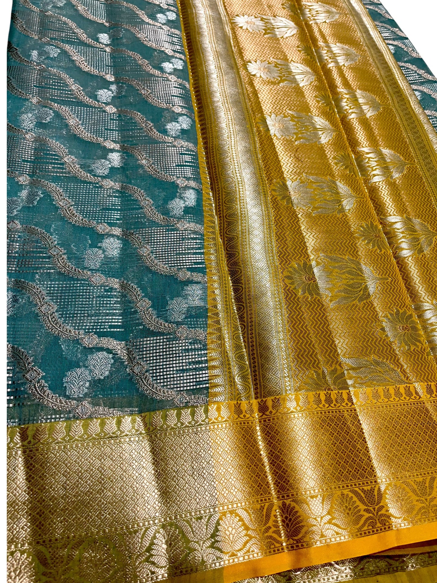 Southloom Tissue Banarasi Silk Saree with Woven Work on Body and Borders (Blue & Green)
