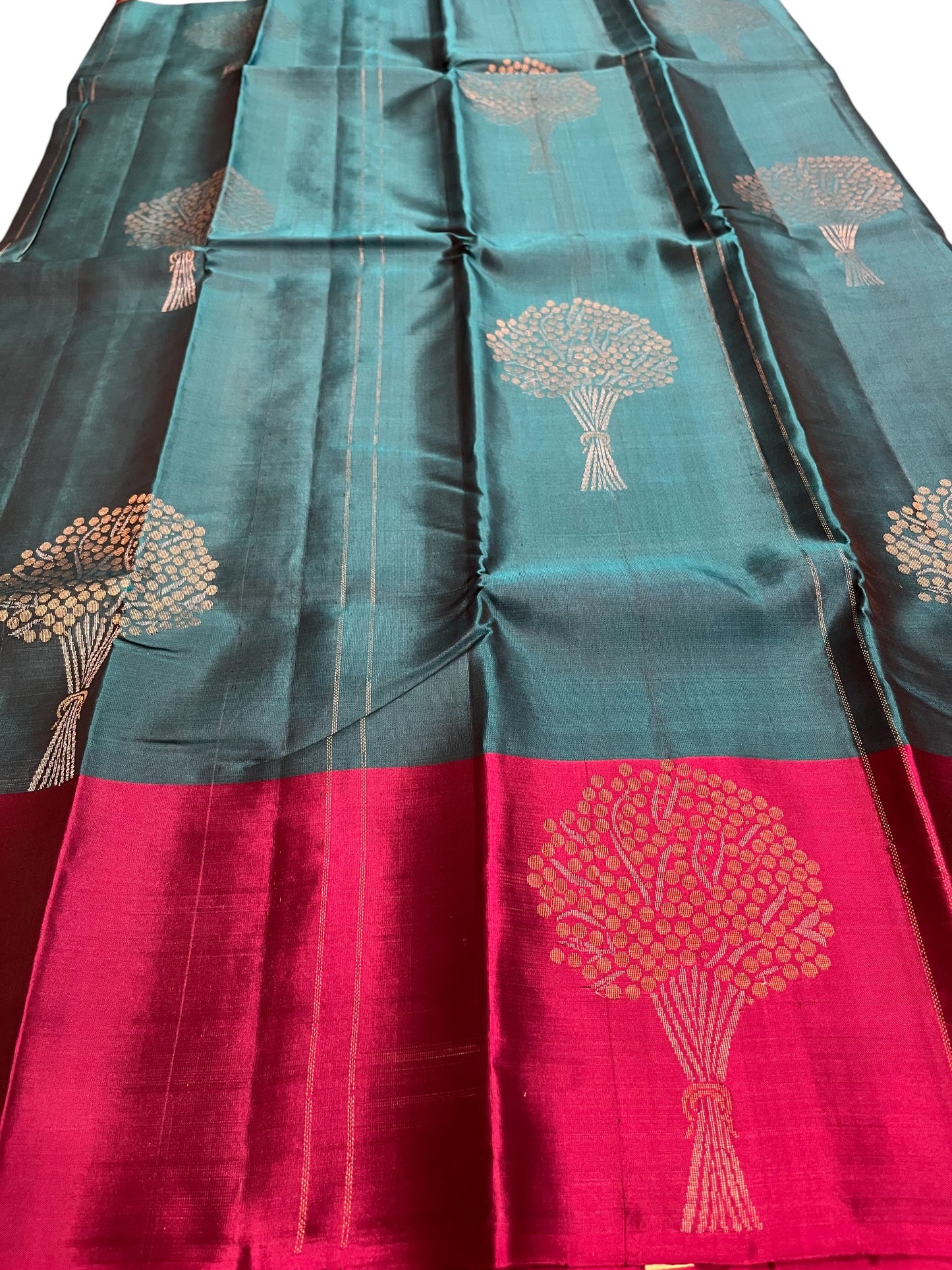 Southloom Pure Handloom Bridal Kanchipuram Silk Saree with Korvai Work (Blue& Purple)
