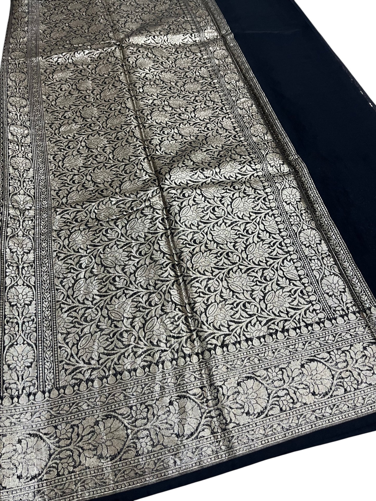 Southloom Cotton Banarasi Silk Saree with Woven Work on Body and Borders (Black)