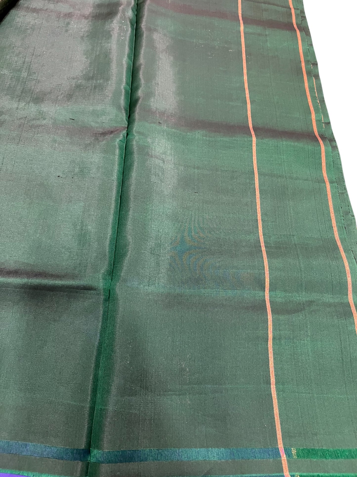 Southloom Pure Handloom Kanchipuram Silk Saree with Butta Work (Violet & Green)