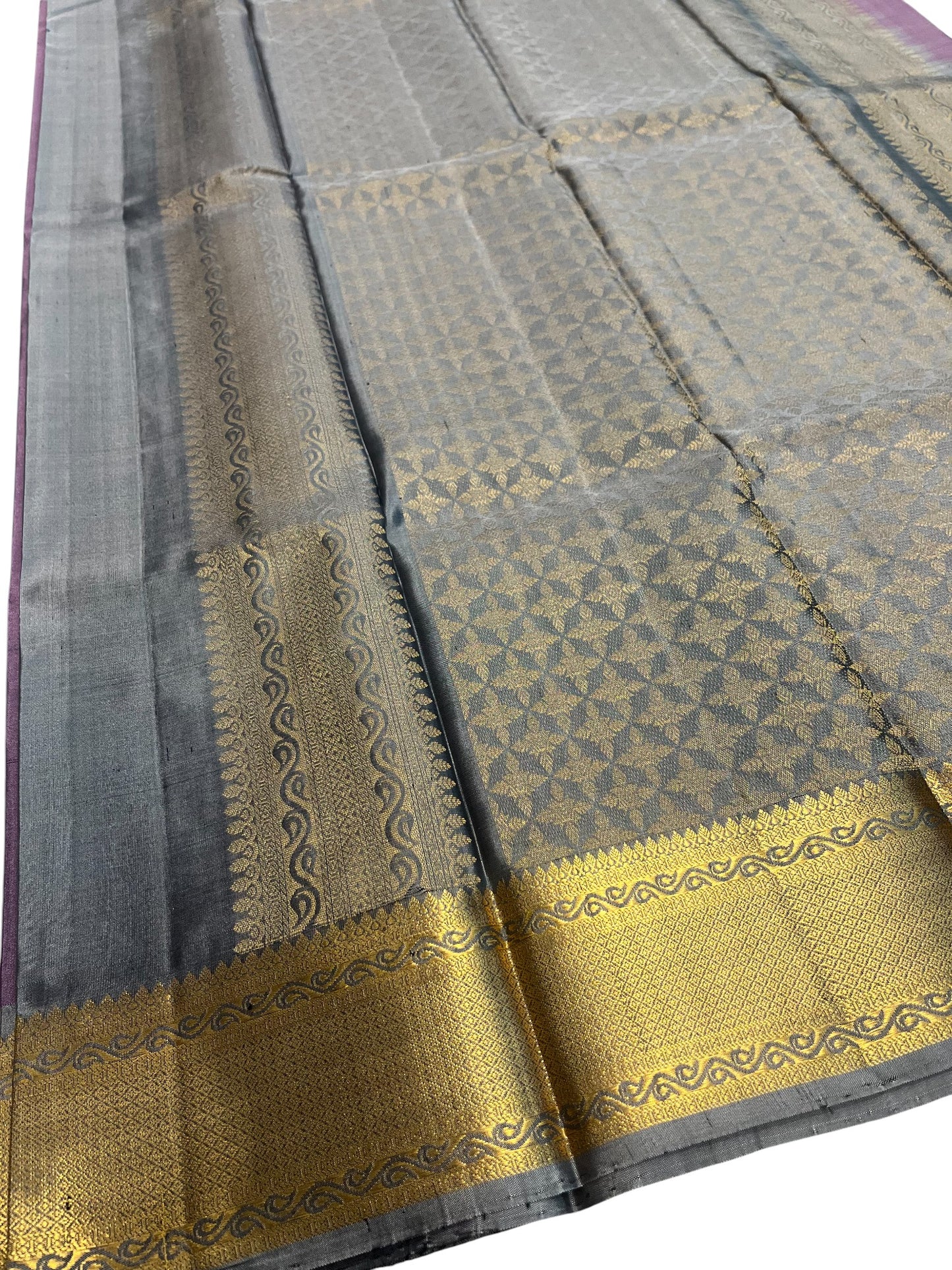 Southloom Pure Handloom Bridal Kanchipuram Silk Saree with Korvai Work(Gray & Lavander)