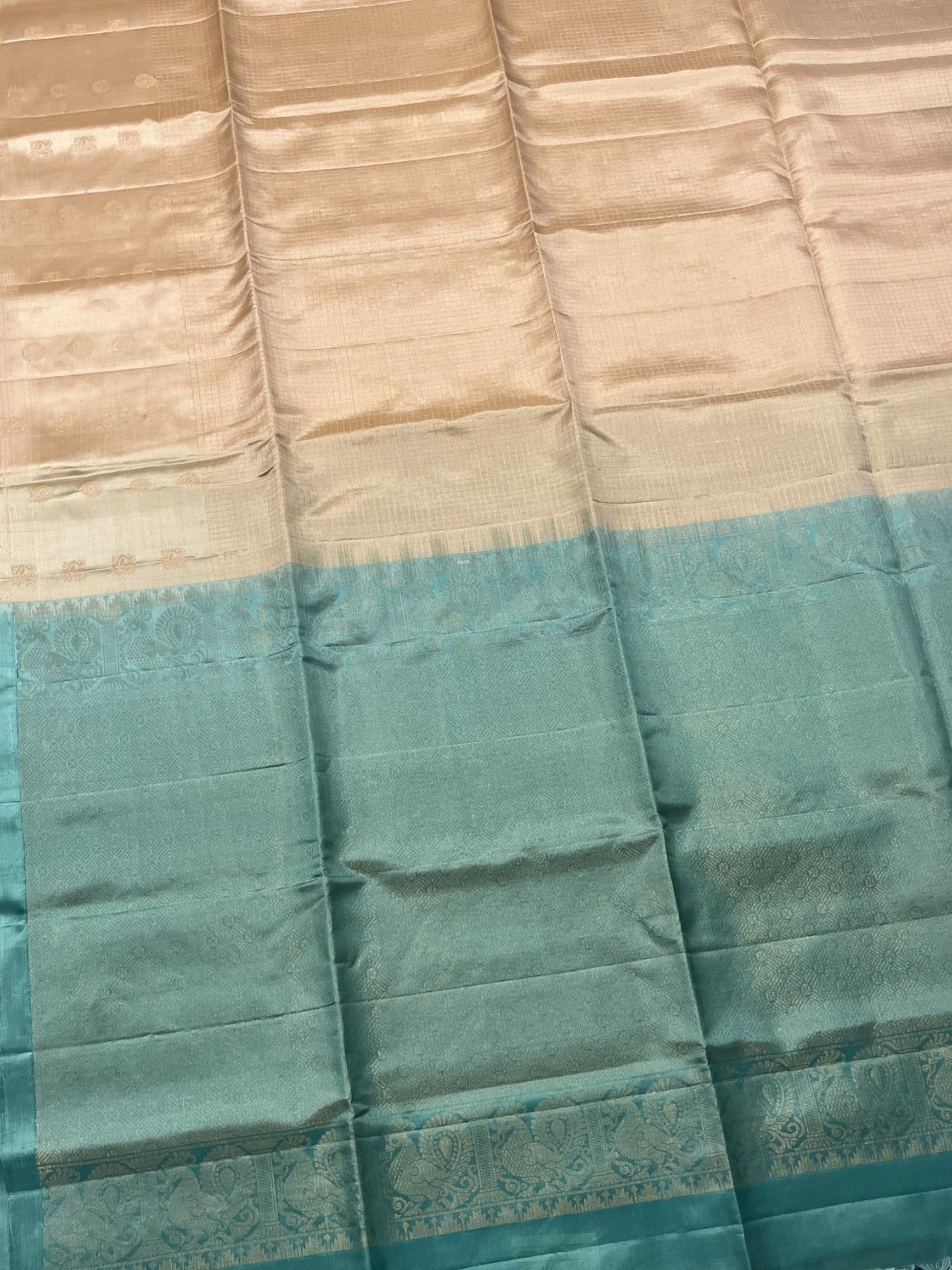 Southloom Pure Handloom Bridal Kanchipuram Silk Saree with Korvai Work (Beige & Blue)