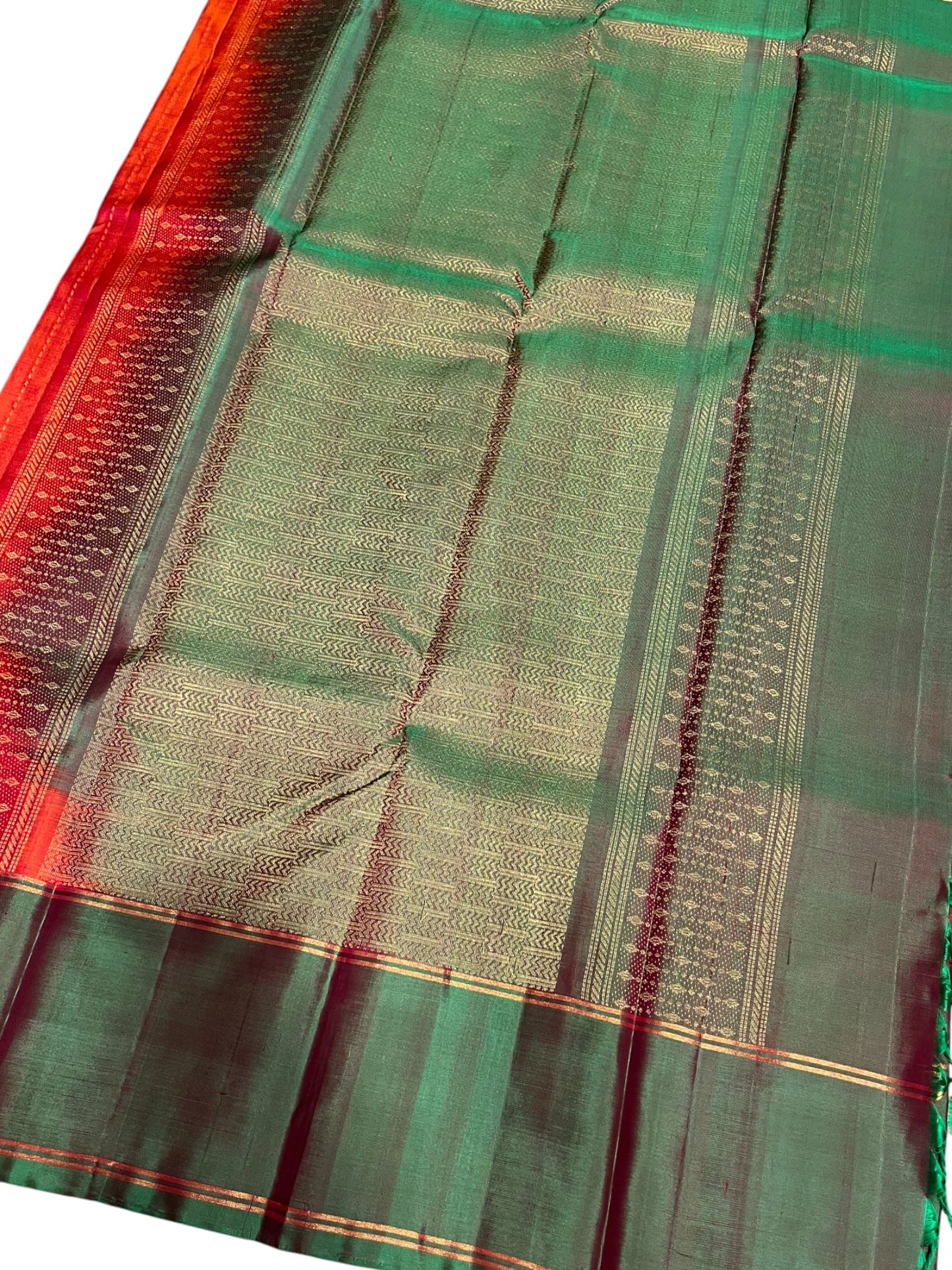 Southloom Pure Handloom Kanchipuram Silk Saree with Butta Work
