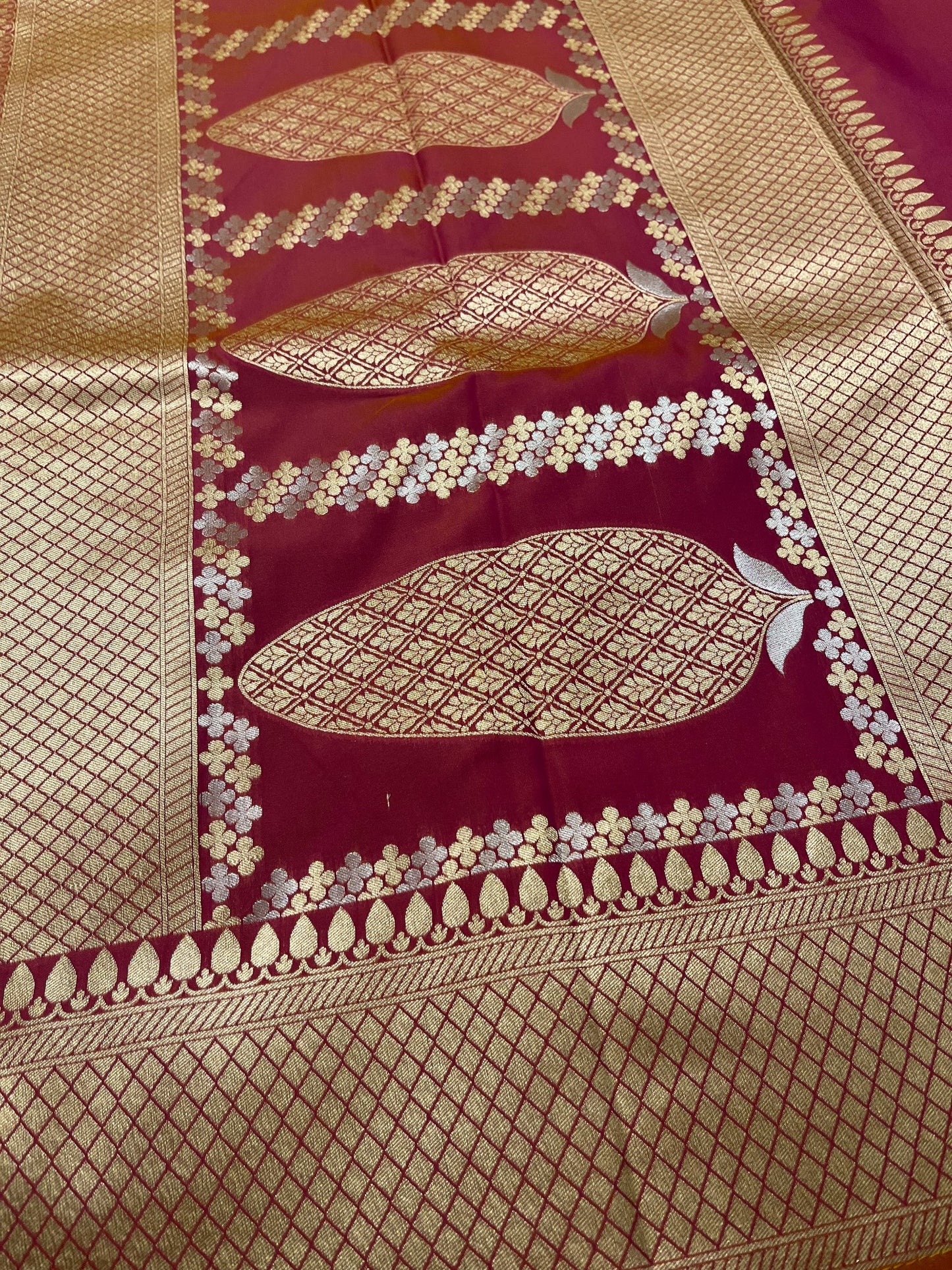 Southloom Pure Banarasi Silk Saree with Woven Work on Body and Borders