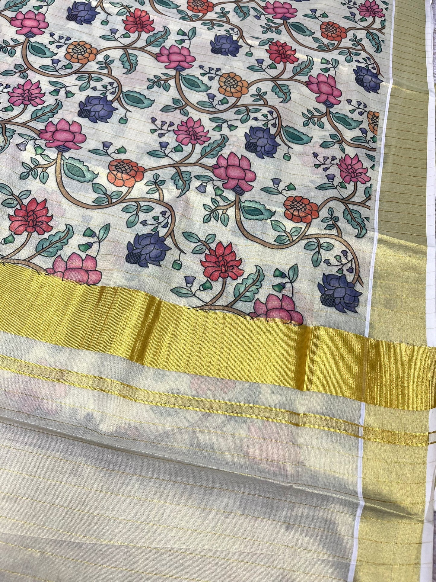 Southloom Tissue Stripes Kalamkari Print Kerala Kasavu Saree