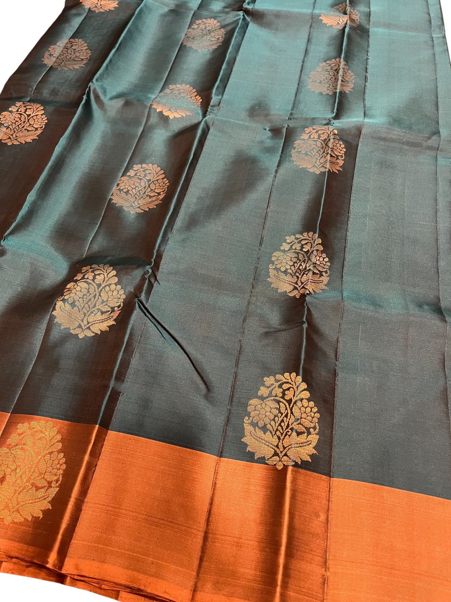 Southloom Pure Handloom Kanchipuram Silk Saree with Butta Work(Blue & Brown )