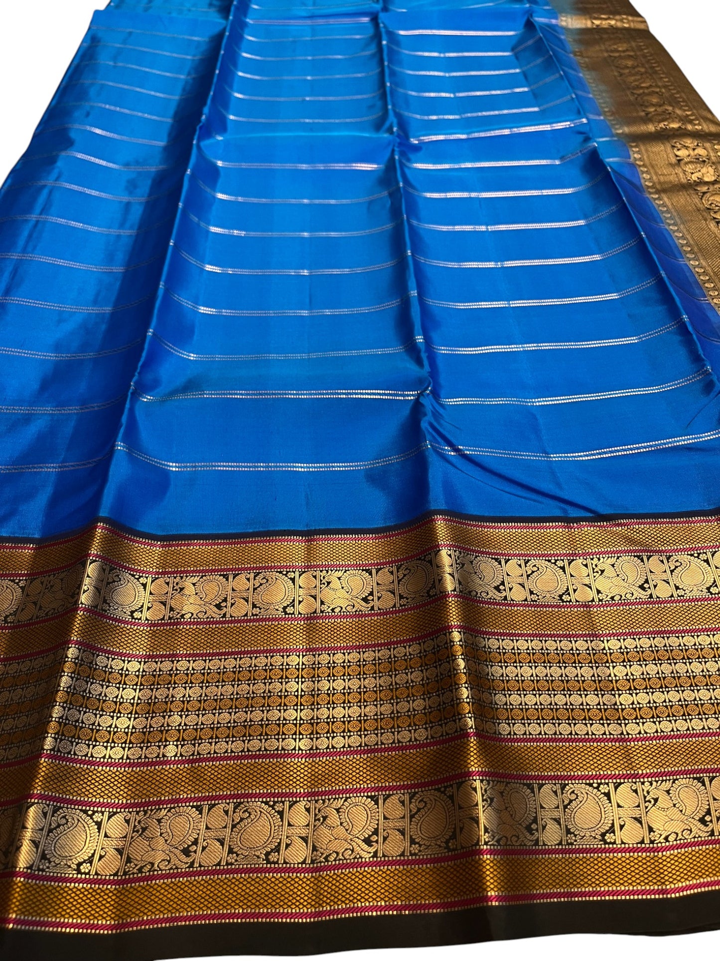 Southloom Pure Handloom Bridal Kanchipuram Silk Saree with Korvai Work (Blue& Black)