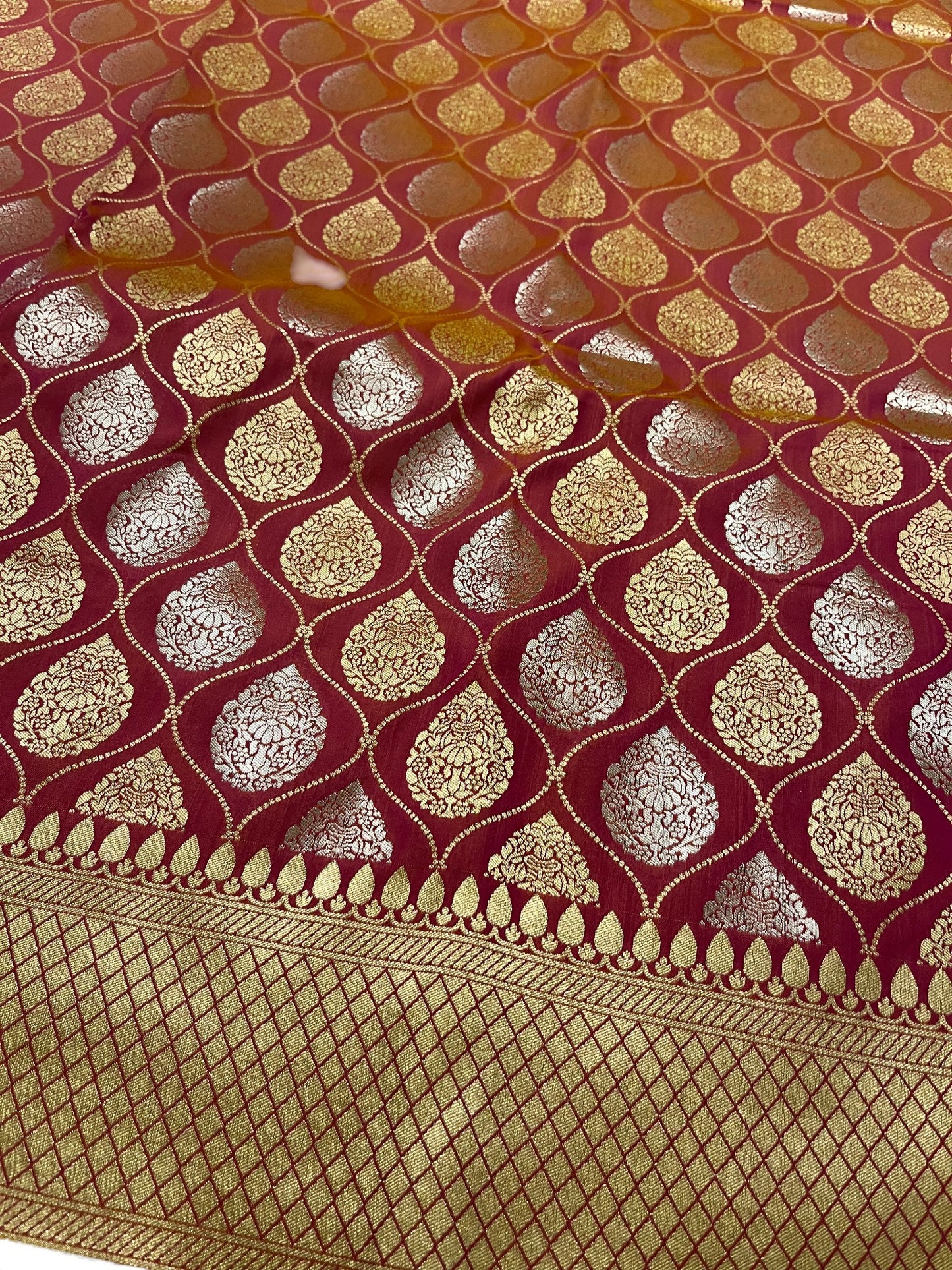 Southloom Pure Banarasi Silk Saree with Woven Work on Body and Borders