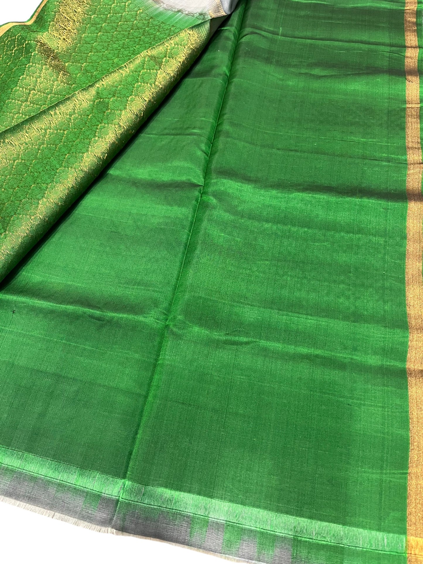 Southloom Pure Handloom Kanchipuram Silk Saree with Korvai Work (Green & Grey)