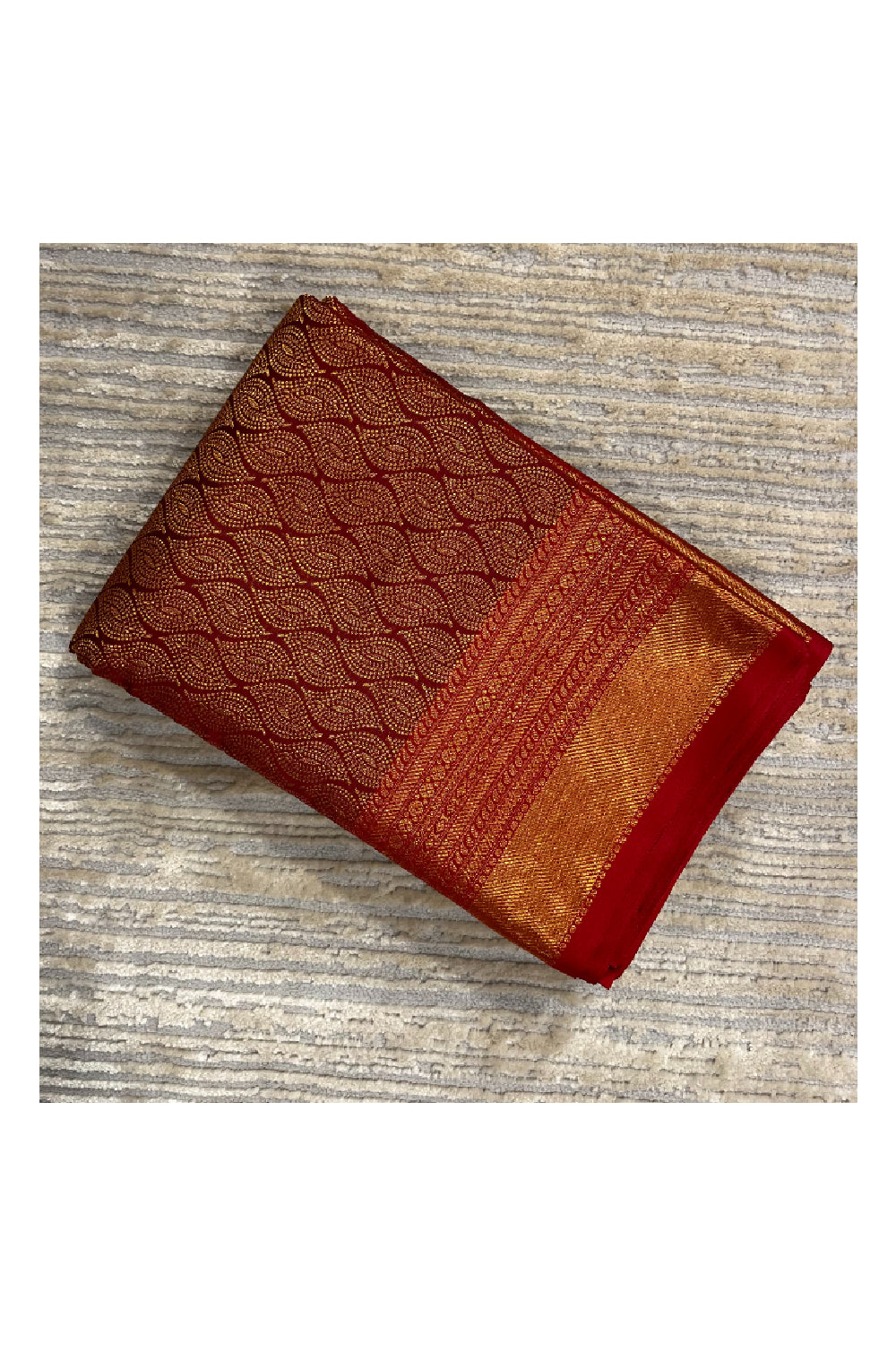 Southloom Banarasi Silk Brocade Bridal Saree WIth Woven Borders And Blouse Piece in Maroon And Gold