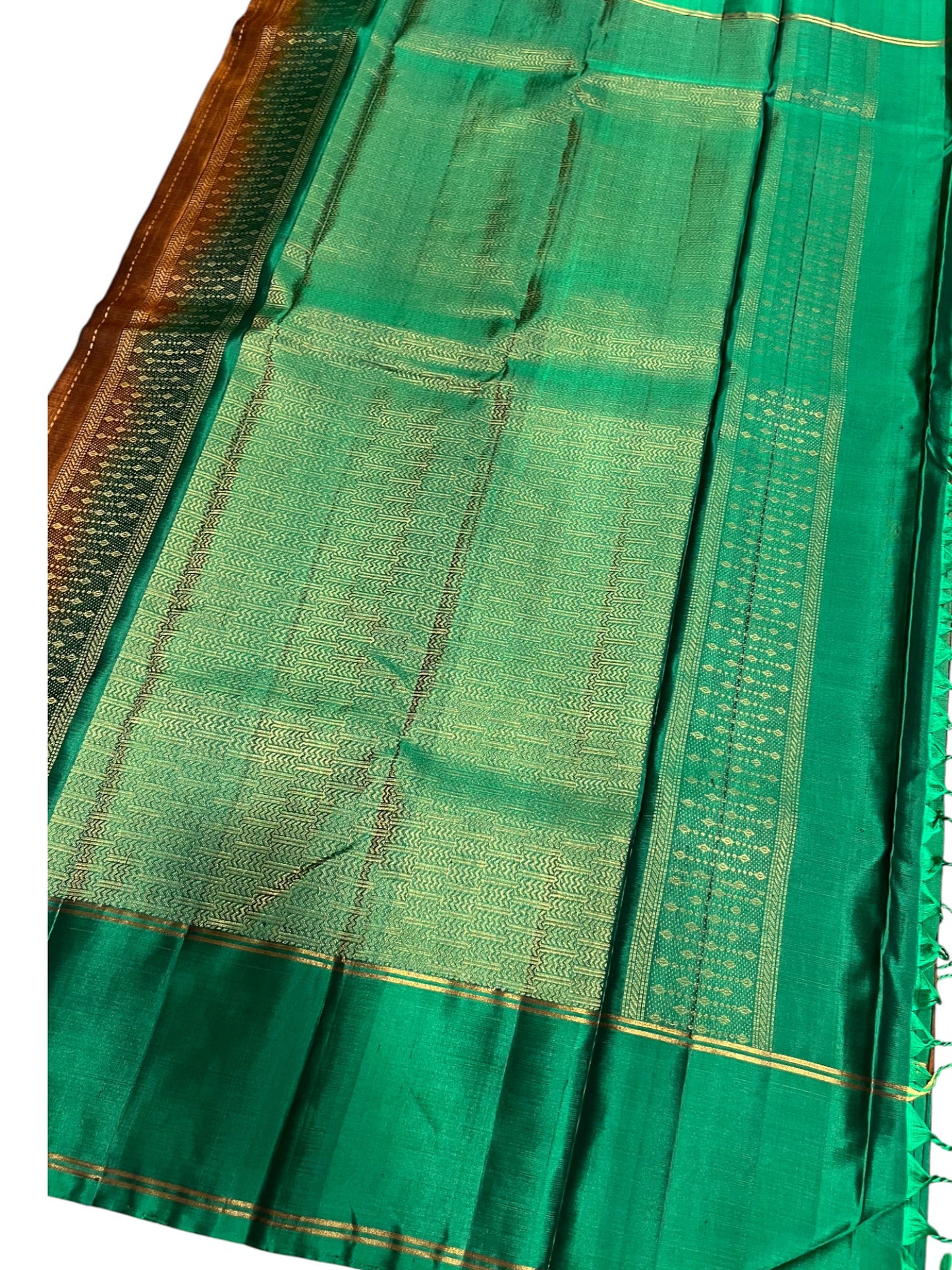 Southloom Pure Handloom Kanchipuram Silk Saree with Butta Work