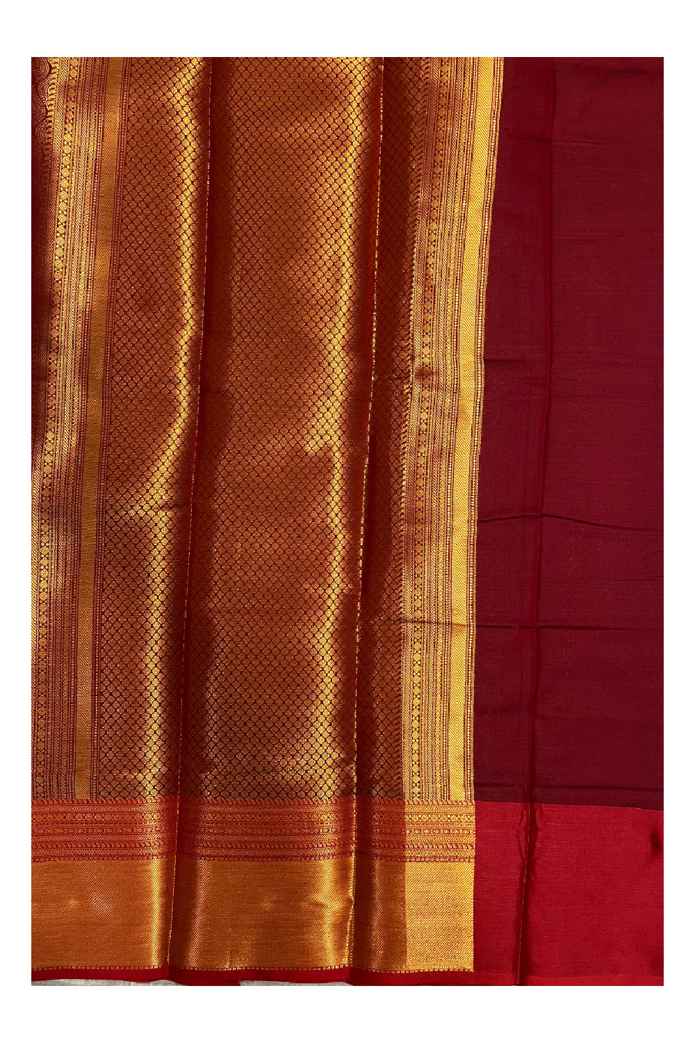 Southloom Banarasi Silk Brocade Bridal Saree WIth Woven Borders And Blouse Piece in Maroon And Gold