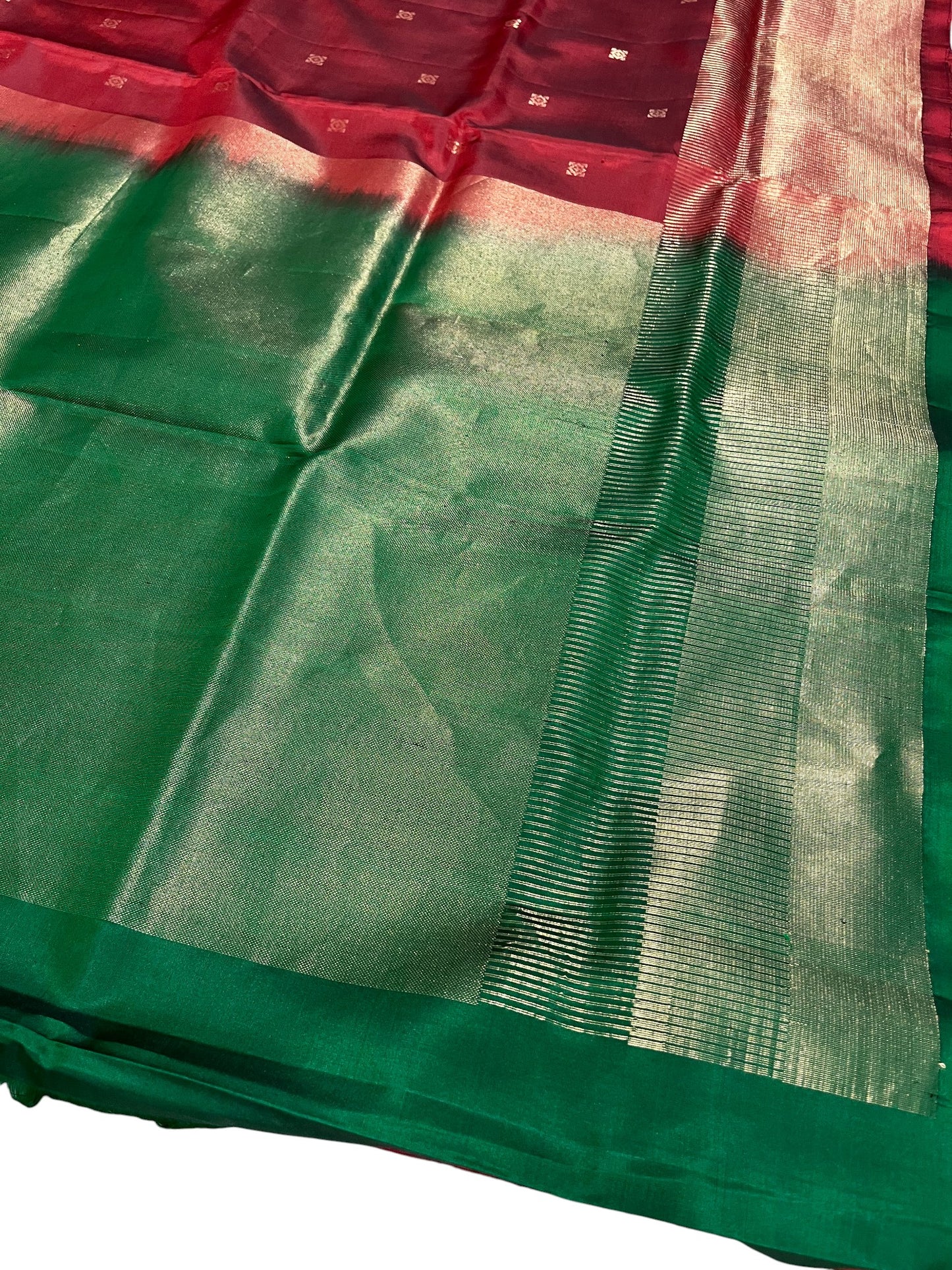 Southloom Pure Handloom Kanchipuram Silk Saree with Korvai Work (Maroon & Green)