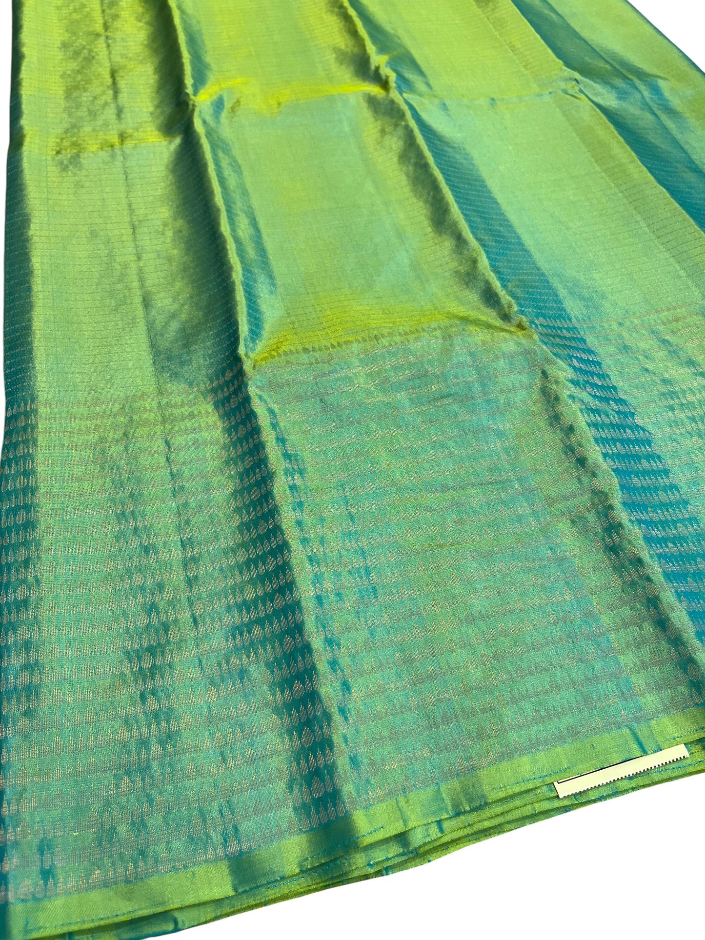 Southloom Pure Handloom Bridal Kanchipuram Silk Saree with Korvai Work (Green& Blue)