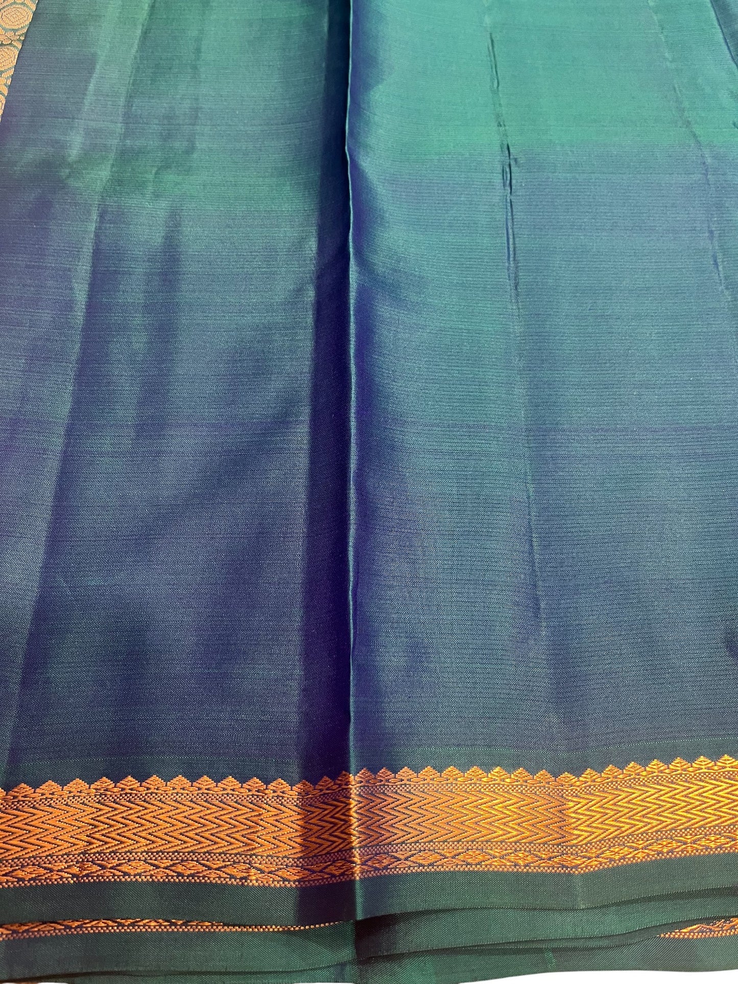 Southloom Pure Handloom Bridal Kanchipuram Silk Saree with Korvai Work(Green & Blue)