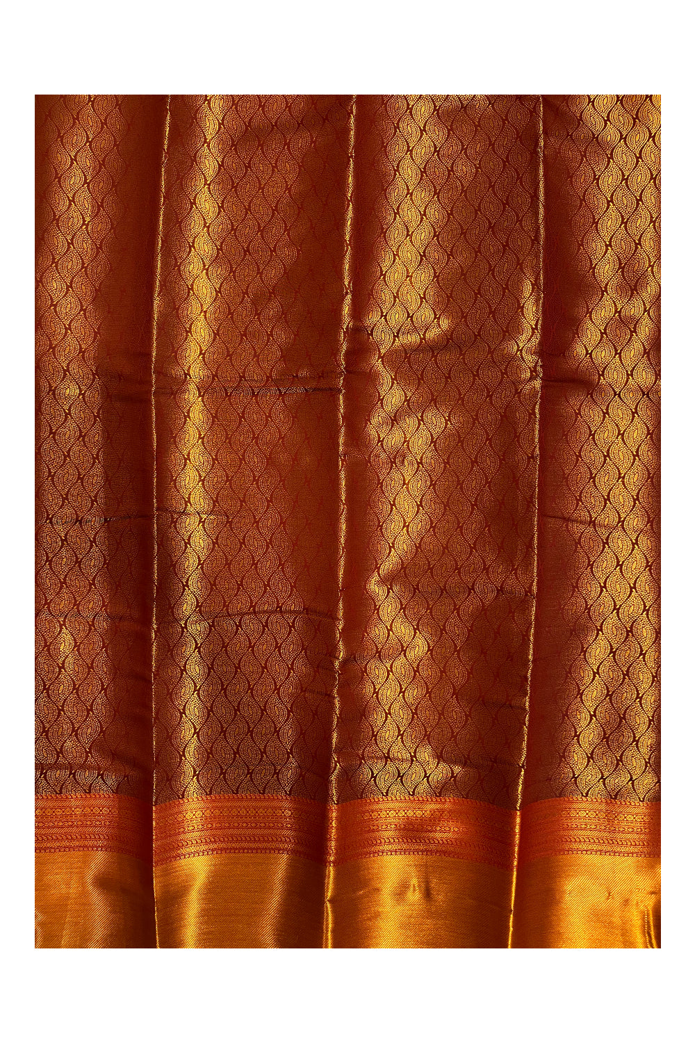 Southloom Banarasi Silk Brocade Bridal Saree WIth Woven Borders And Blouse Piece in Maroon And Gold