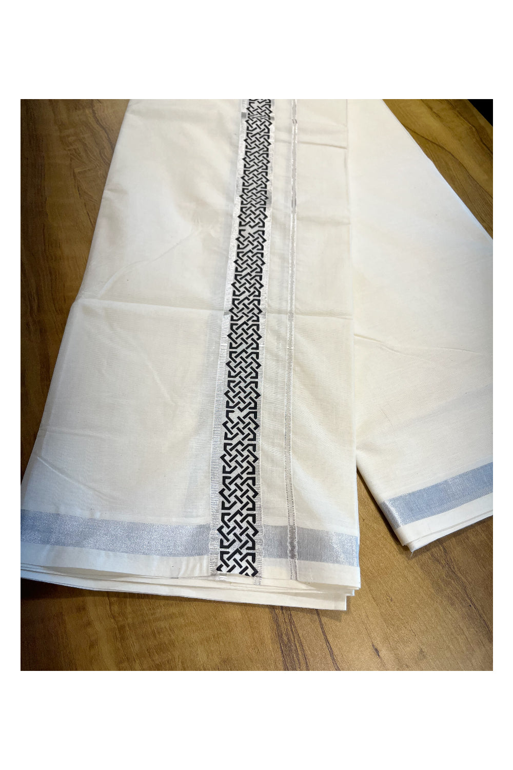 Southloom Pure Cotton Silver Kasavu Mundu with Trendy Print