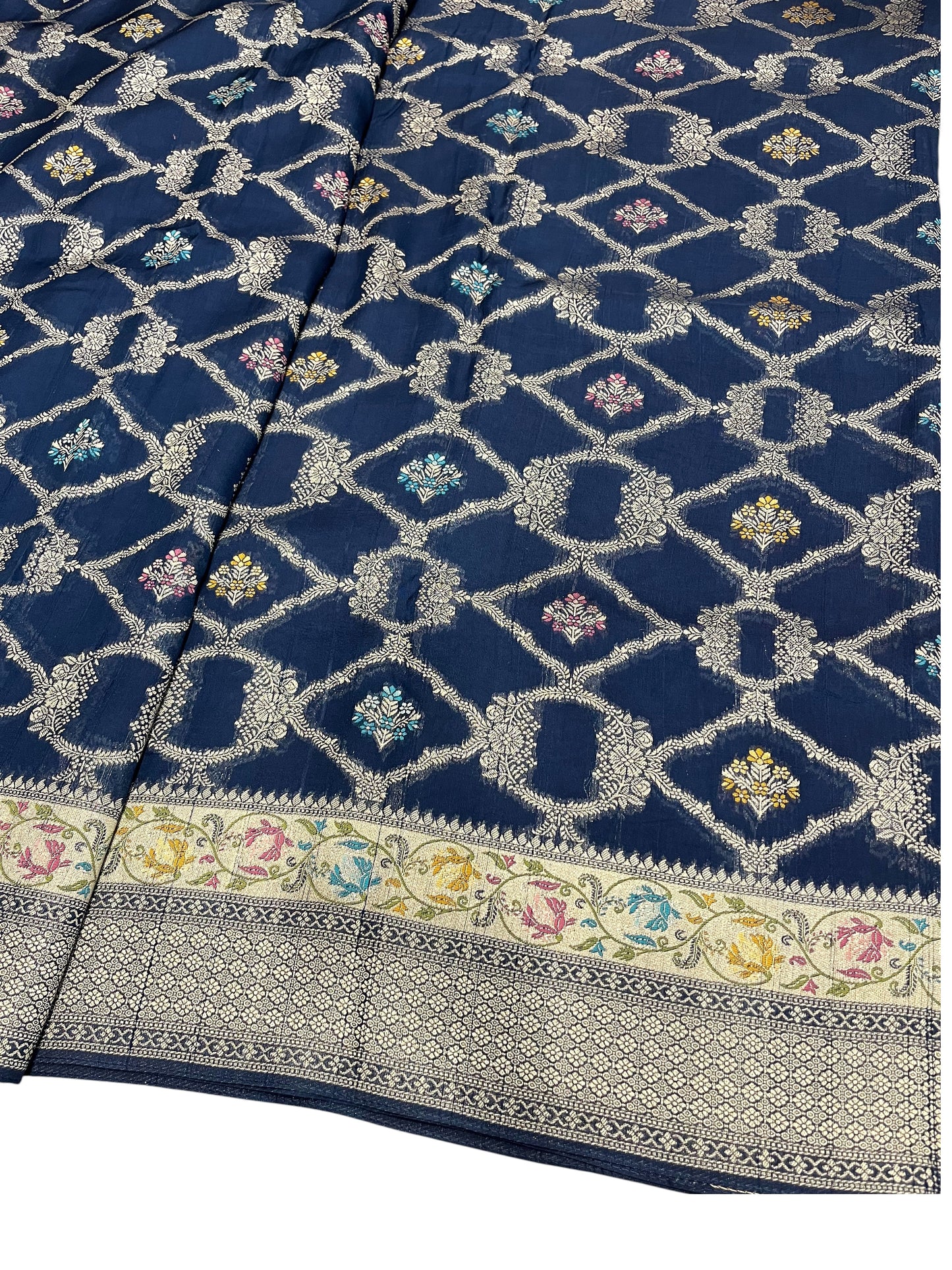 Southloom Banarasi Silk Saree with Woven Work on Body and Borders (Blue & Magenta)