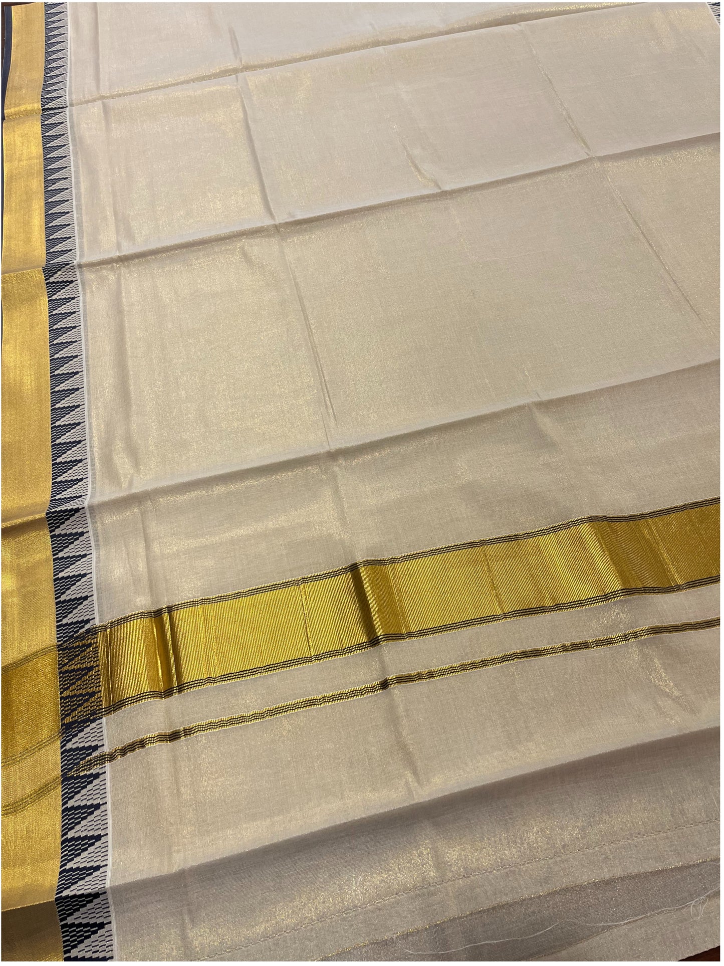 Southloom Tissu Kerala Kasavu Saree with Blue Temple Border