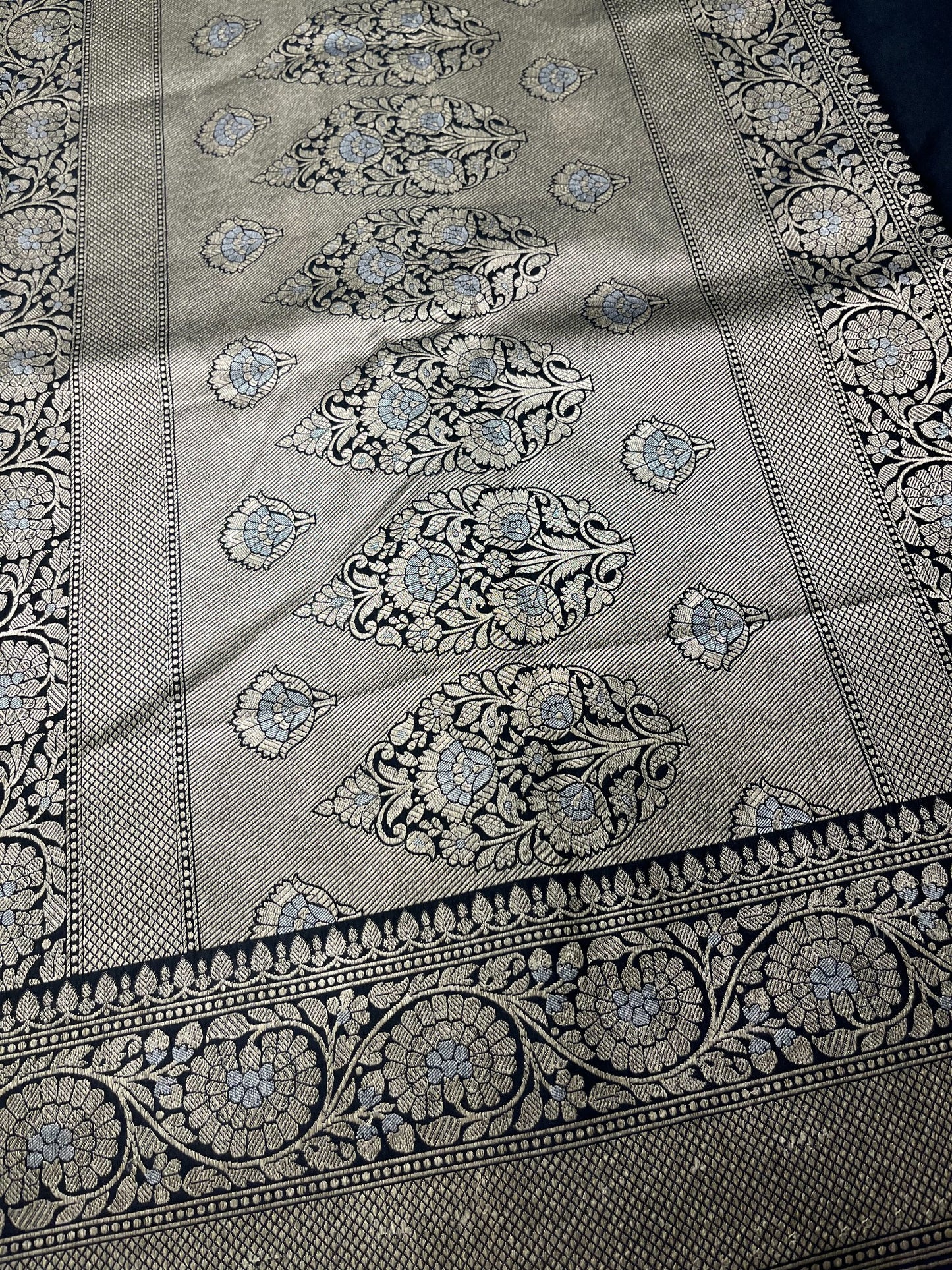 Southloom Pure Banarasi Silk Saree with Woven Work on Body and Borders