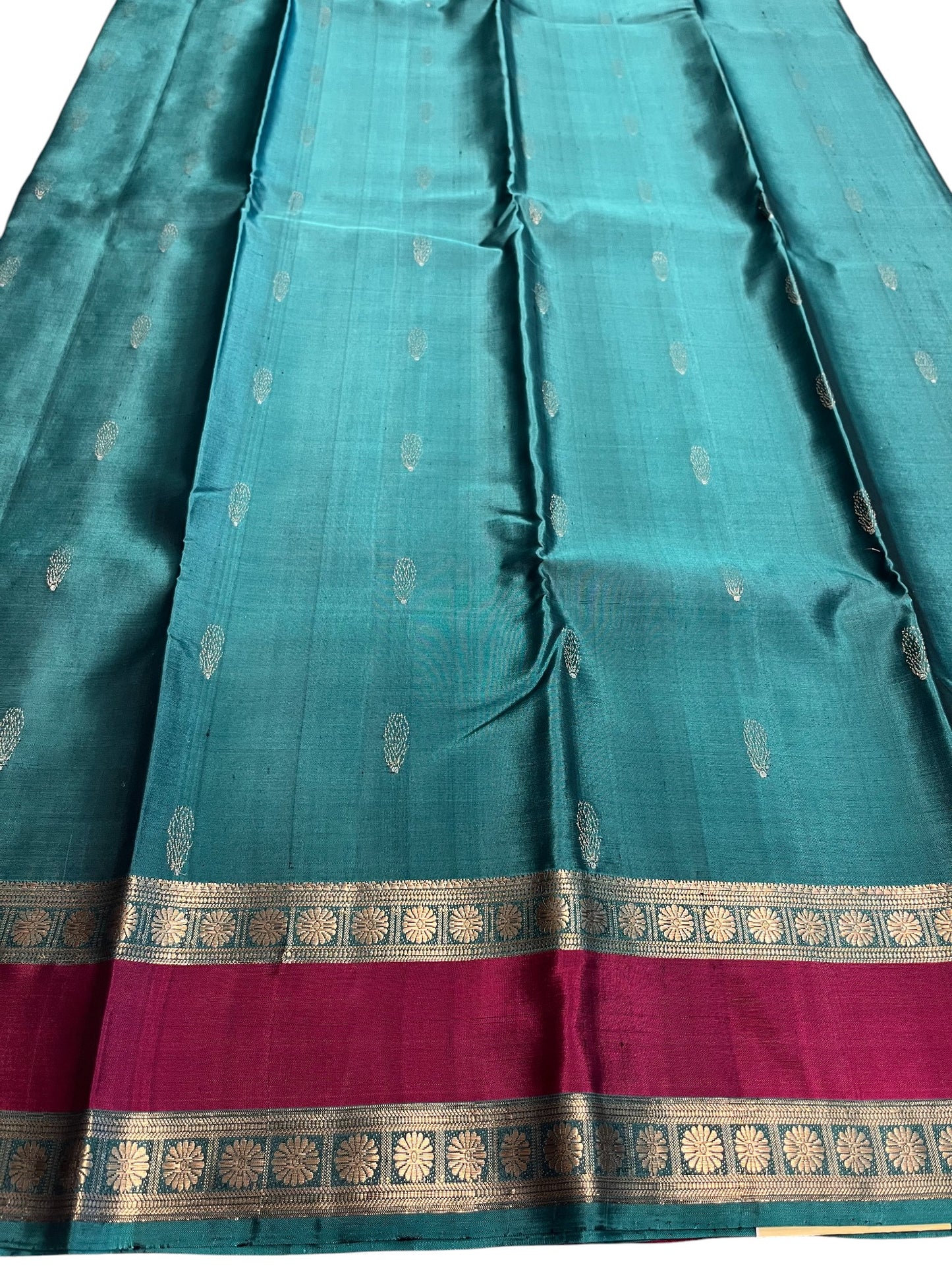 Southloom Pure Handloom Bridal Kanchipuram Silk Saree with Korvai Work (Blue & Magenta)
