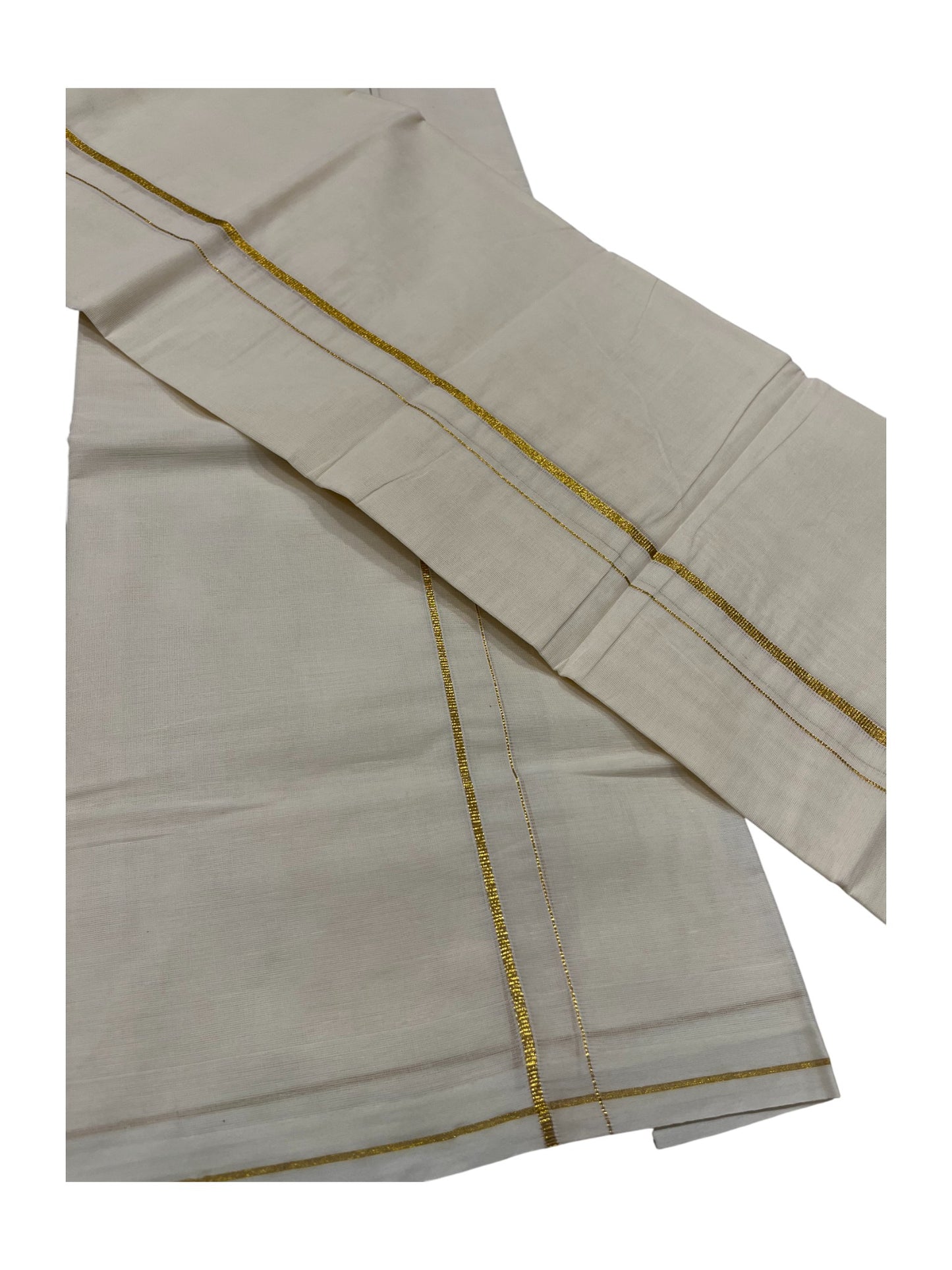 Kerala Cotton Mundum Neriyathum Single (Set Mundu) with Golden Puliyilakkara
