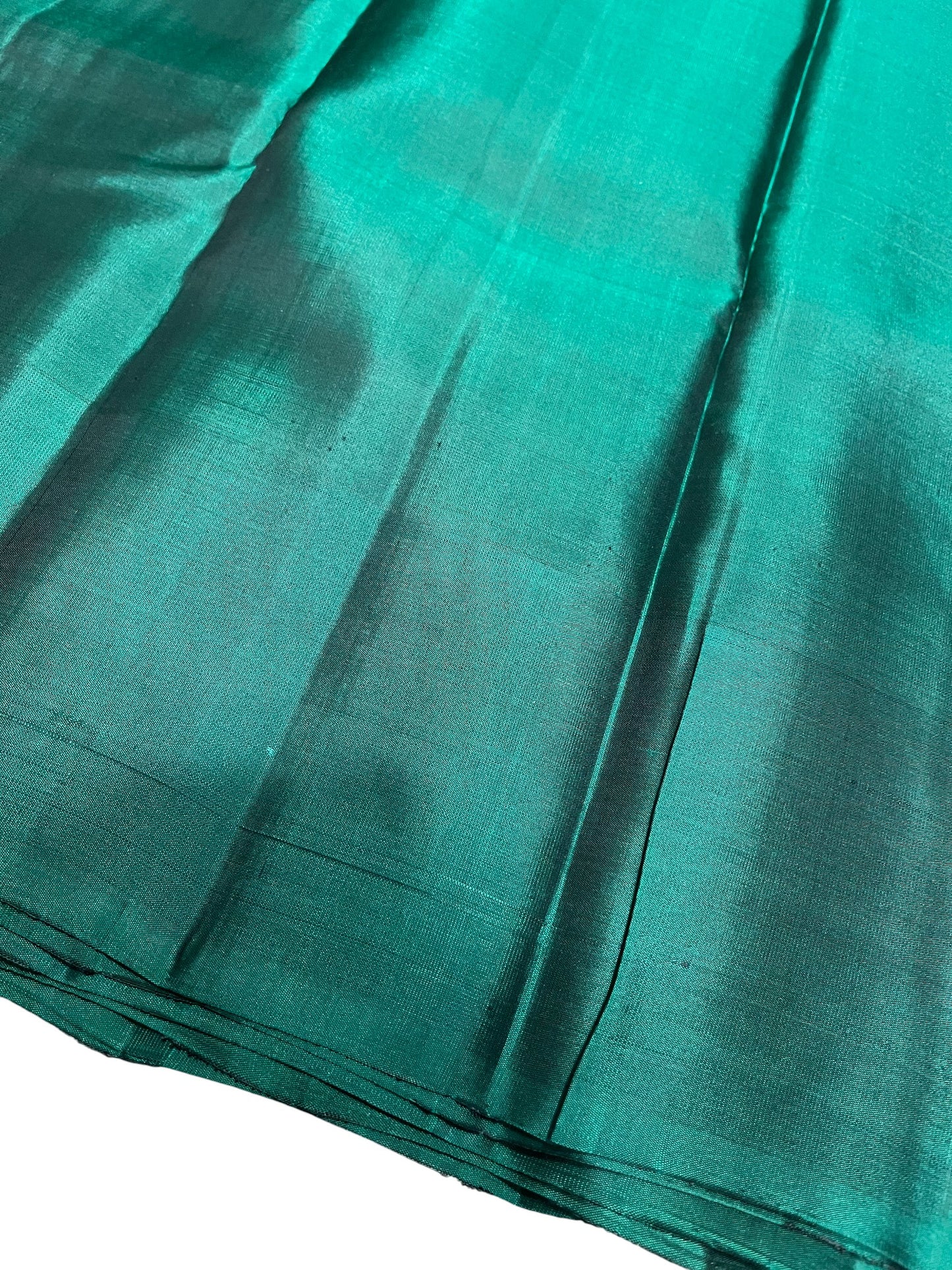 Southloom Pure Handloom Kanchipuram Silk Saree with Butta Work(Green & Magenta)