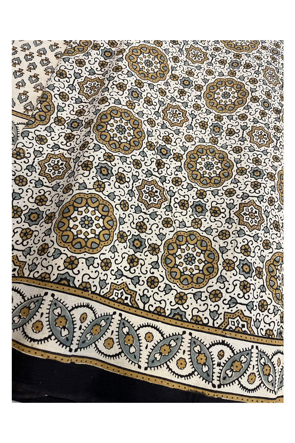 Southloom Kerala Cotton Saree with Block Prints Across Body