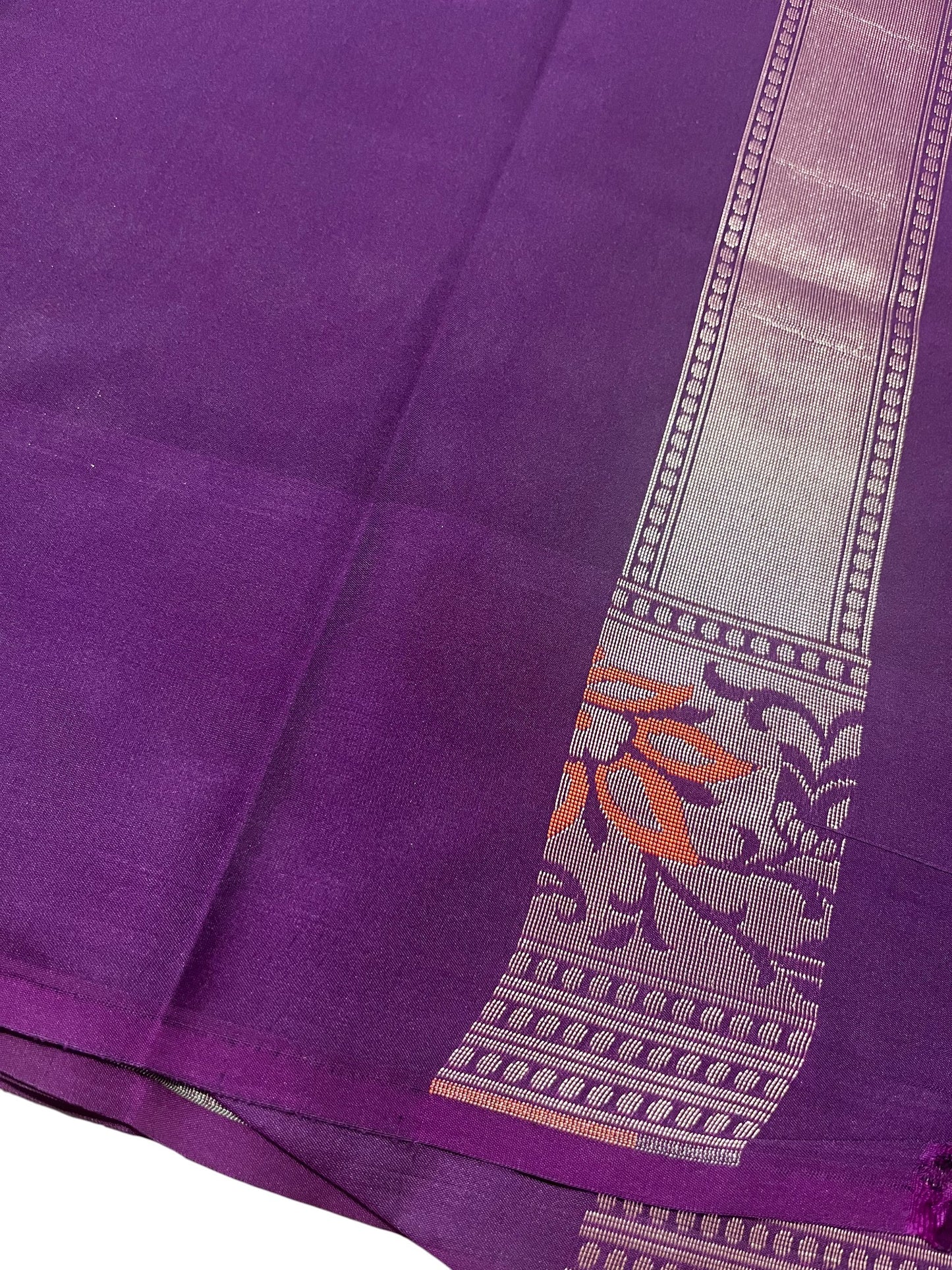 Southloom Pure Banarasi Silk Saree with Woven Work on Body and Borders (Maroon & Violet)
