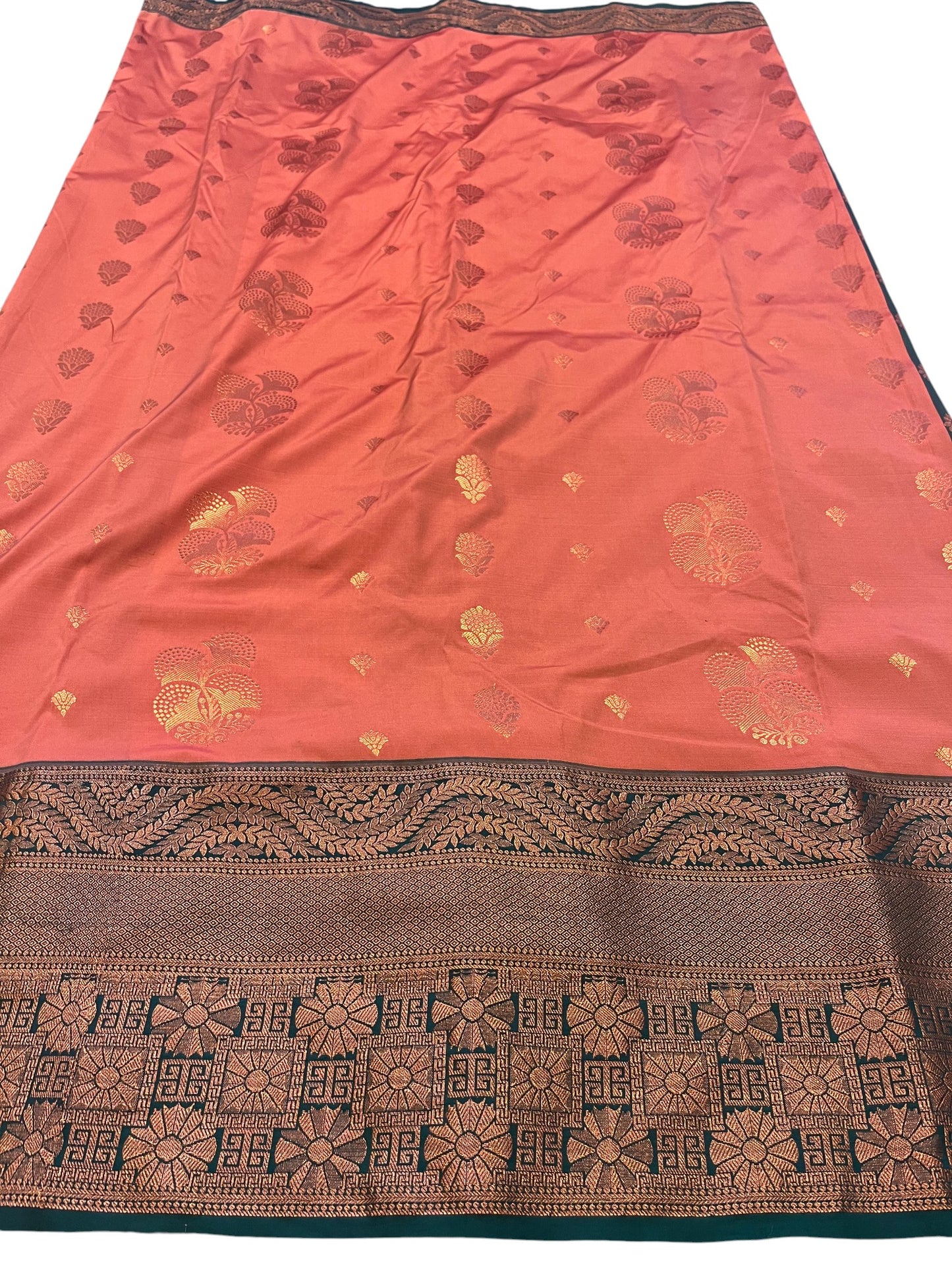 Southloom Banarasi Semi Silk Saree with Woven Work on Body