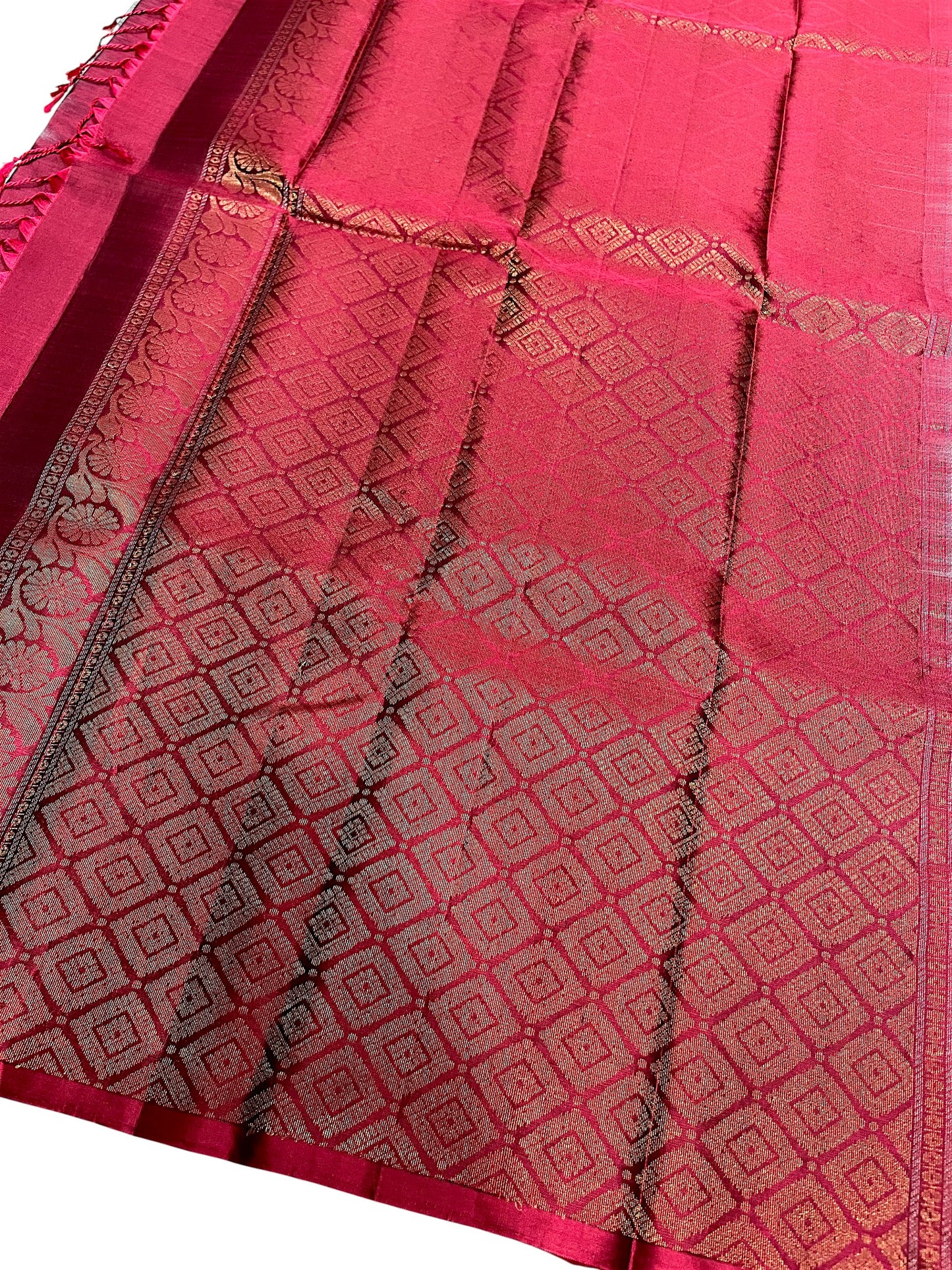 Southloom Pure Handloom Kanchipuram Silk Saree with Butta Work