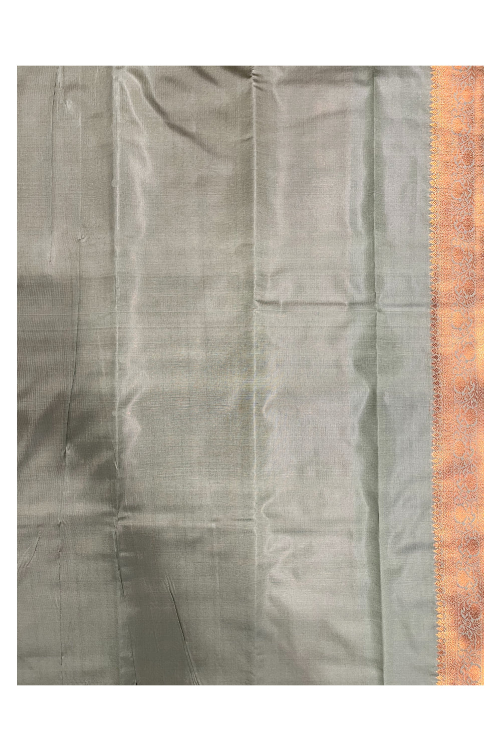 Southloom Banarasi Silk Brocade Bridal Saree WIth Woven Borders And Blouse Piece in Green And Gold