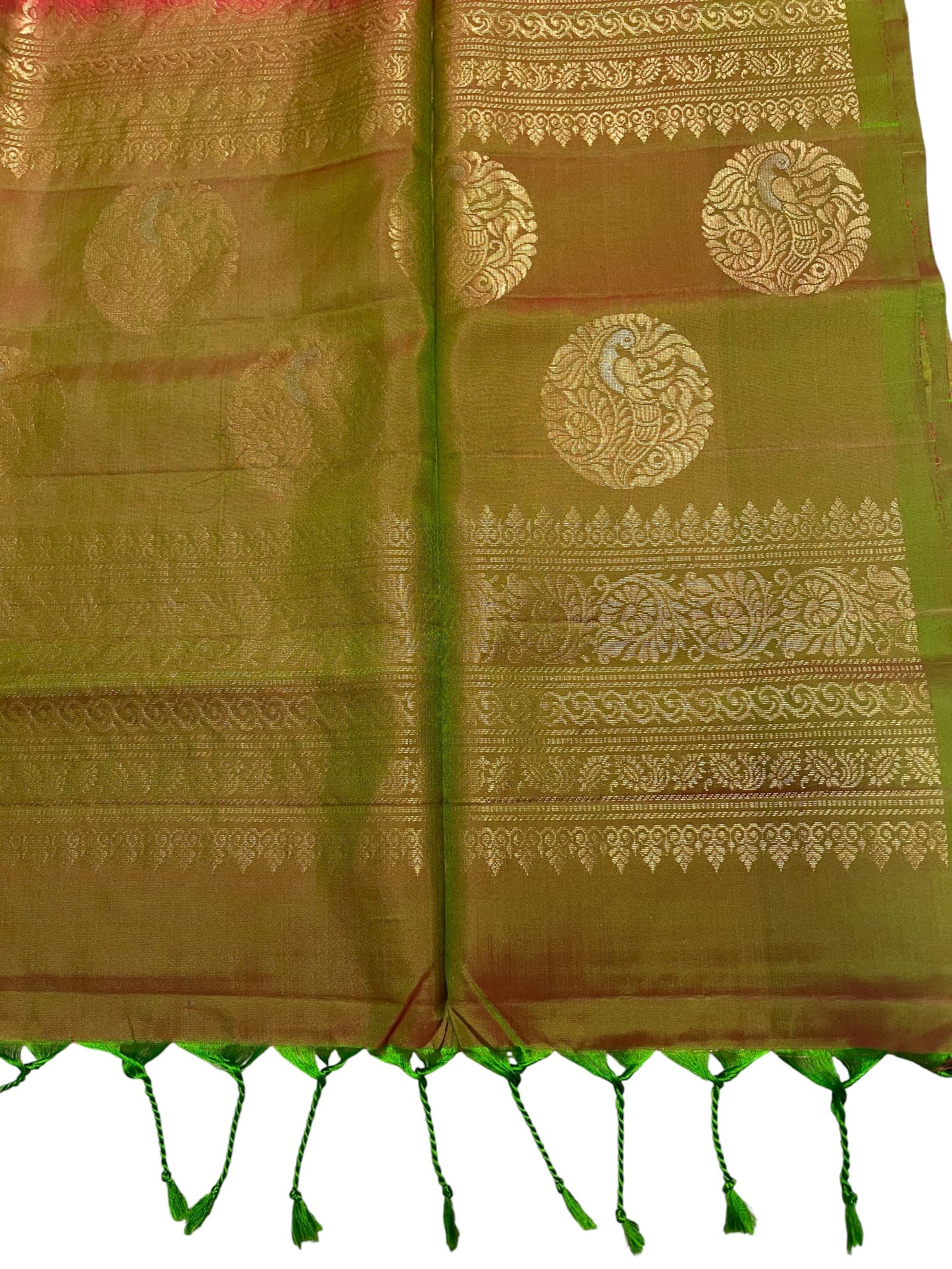 Southloom Pure Handloom Kanchipuram Silk Saree with Butta Work (Green & Red)