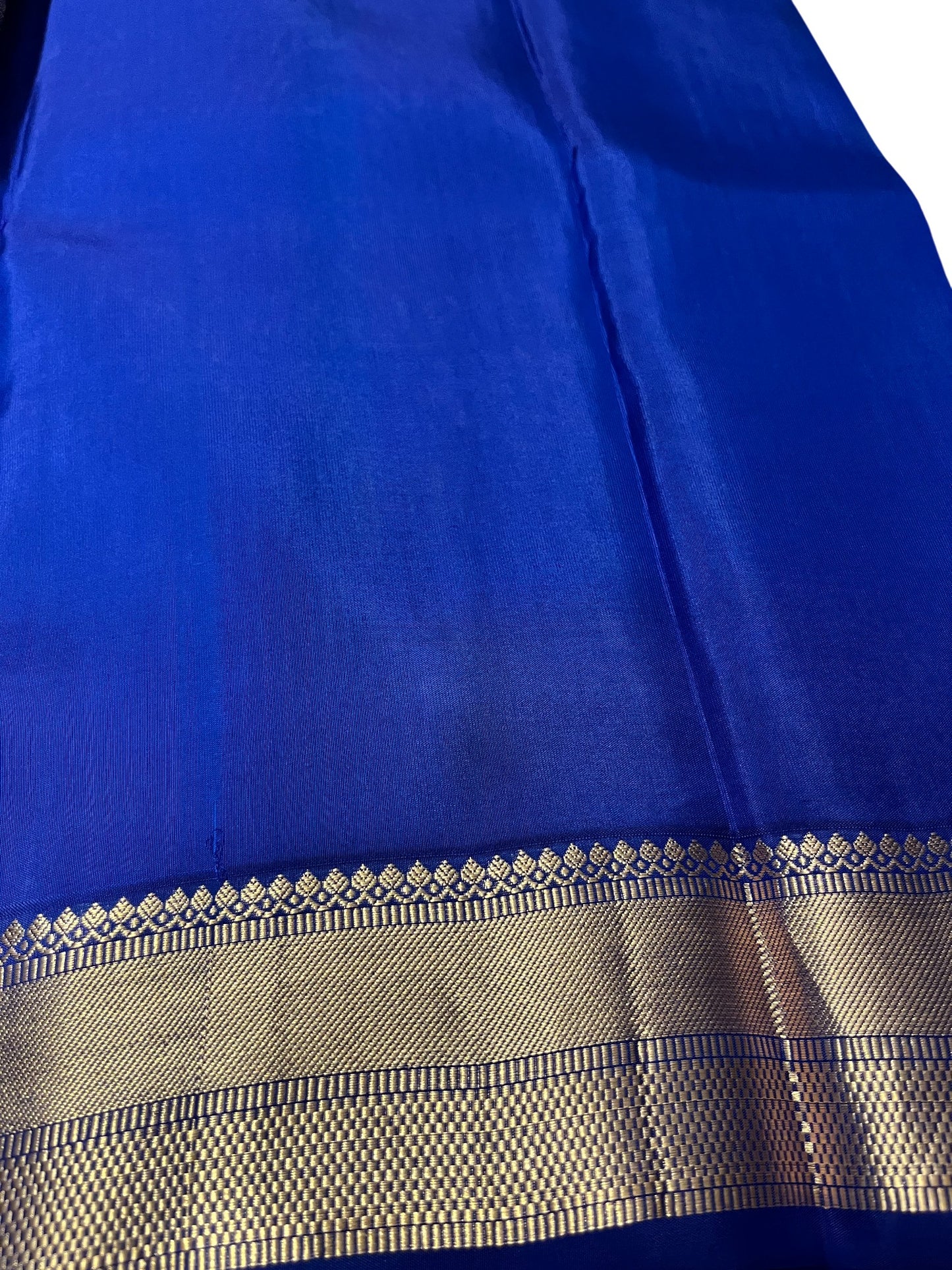 Southloom Pure Handloom Kanchipuram Silk Saree with Korvai Work (Golden & Blue)