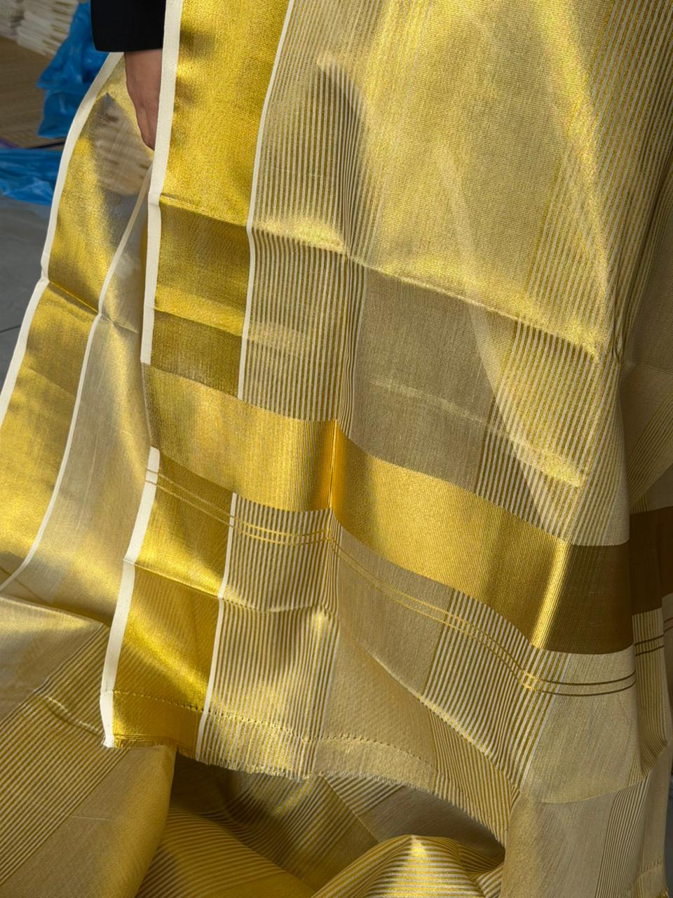 Full Kasavu Kerala Saree in Budget Range SL230