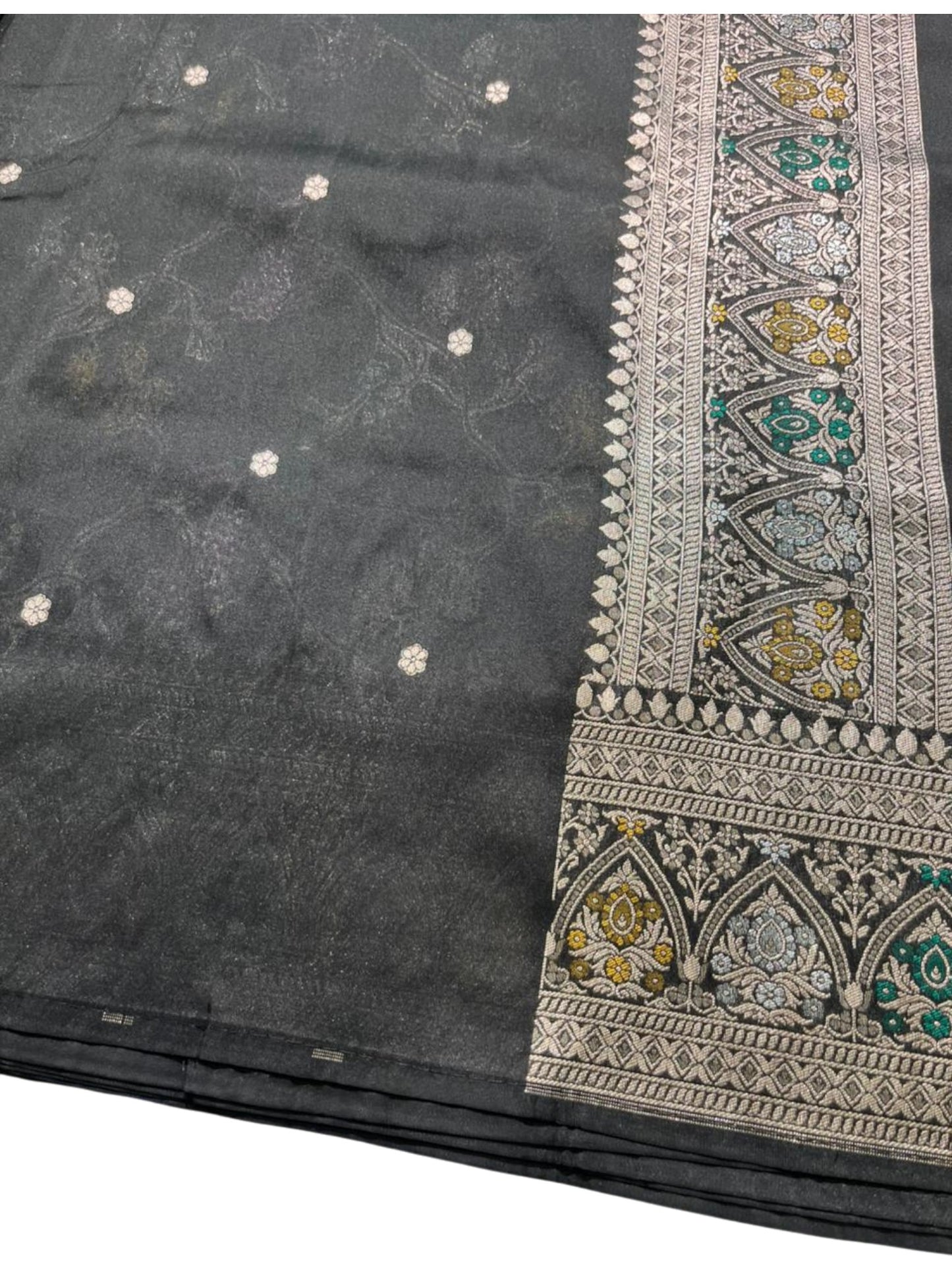 Southloom Pure Banarasi Silk Saree with Woven Work on Body and Borders (Black)