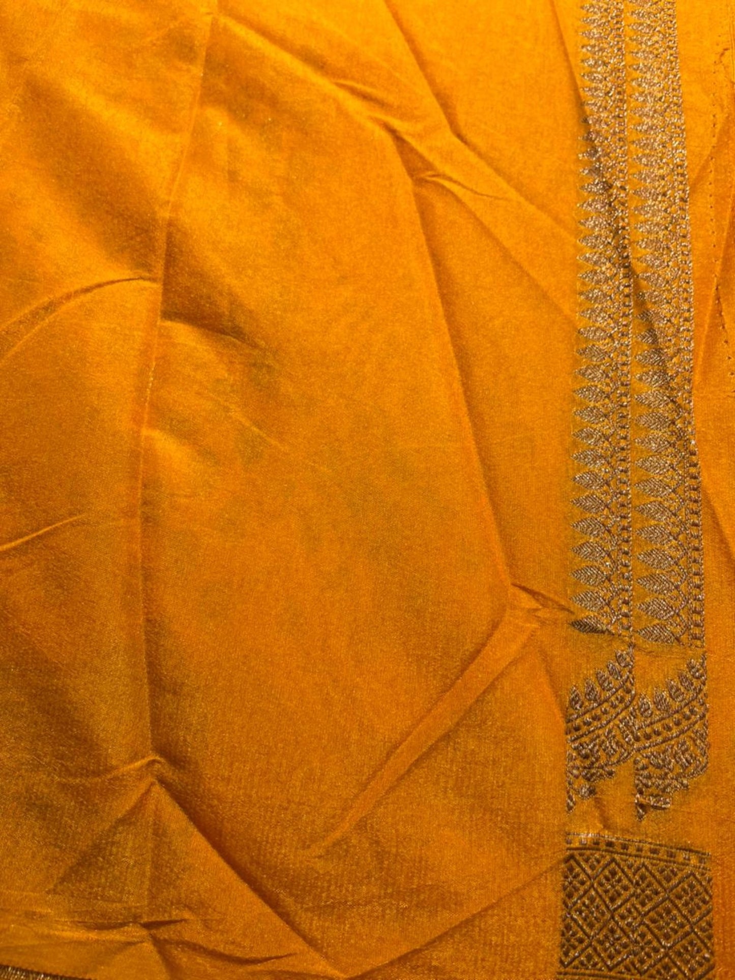 Southloom Munga Silk Saree with Woven Work on Body and Borders (Yellow)
