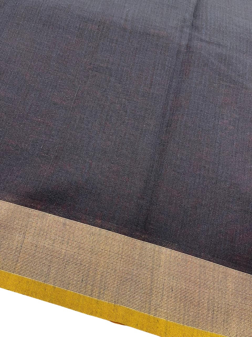 Southloom Kerala Linen Cotton Saree With Embroidery Work On the Body With Maroon And Blue