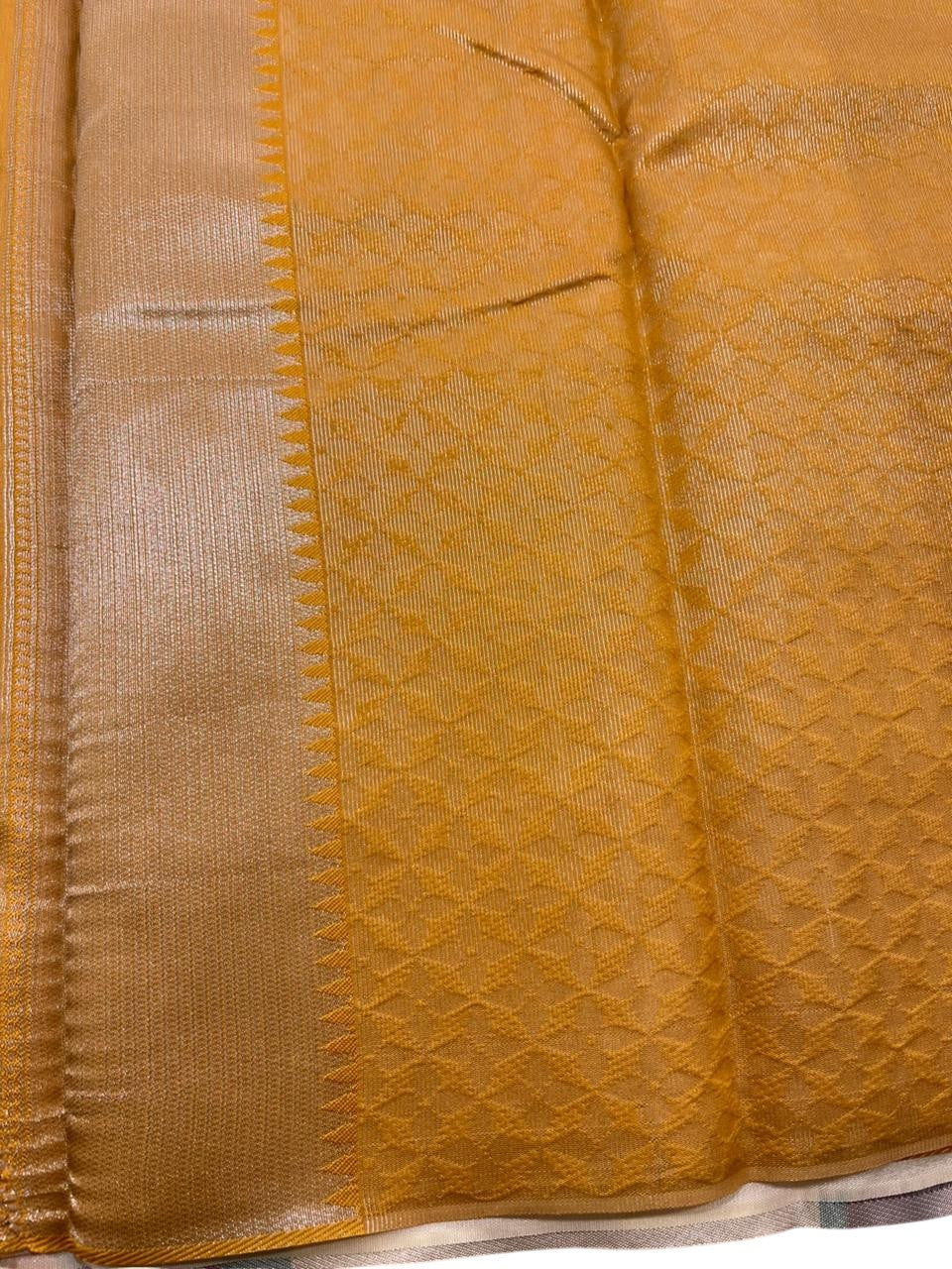 Southloom Kerala Tissue Silk With Butta Work On the Body