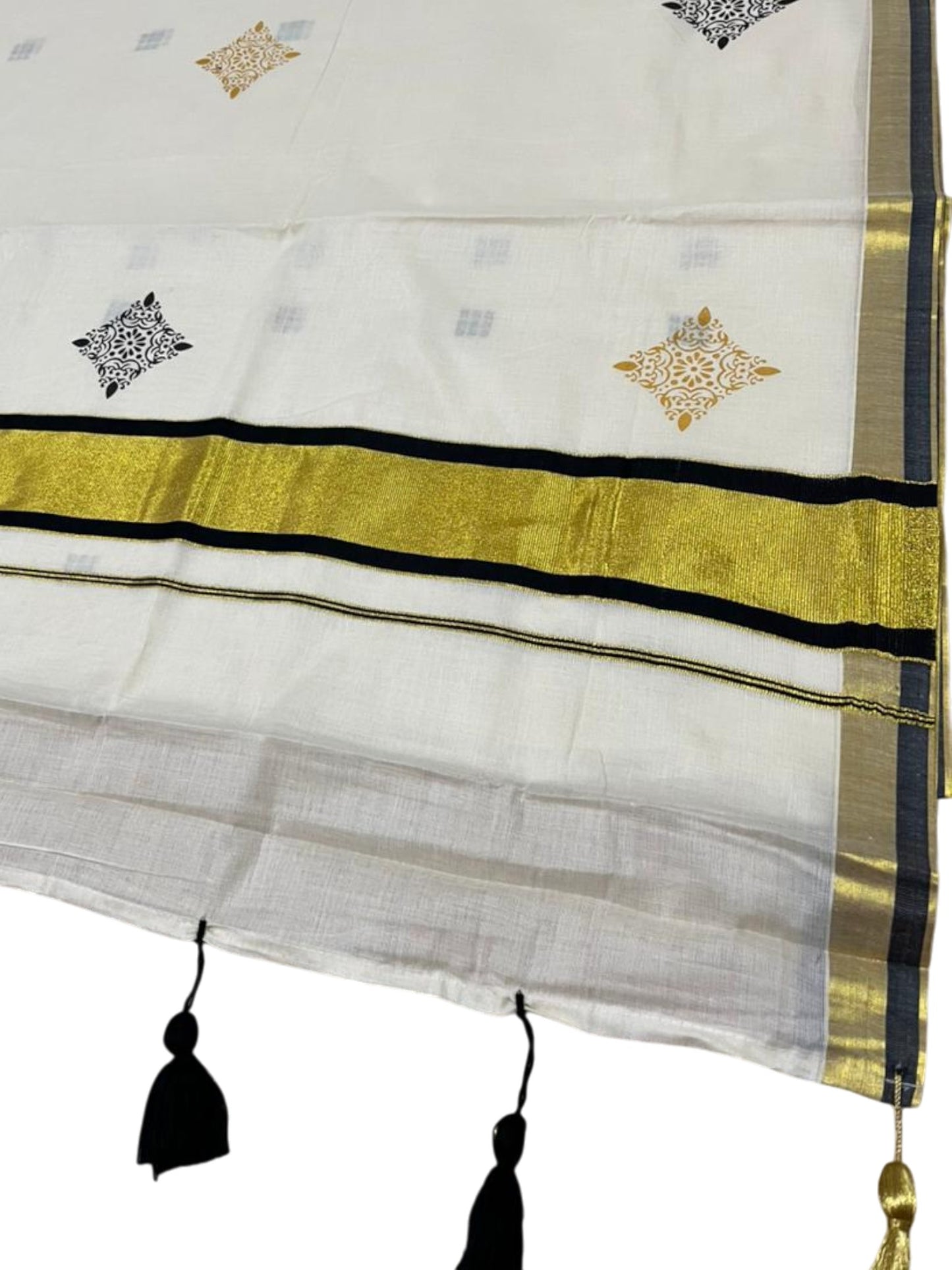 Southloom Pure Cotton Kerala Saree with Digital Print On The Body In Black With Gold Kasavu Border SL367