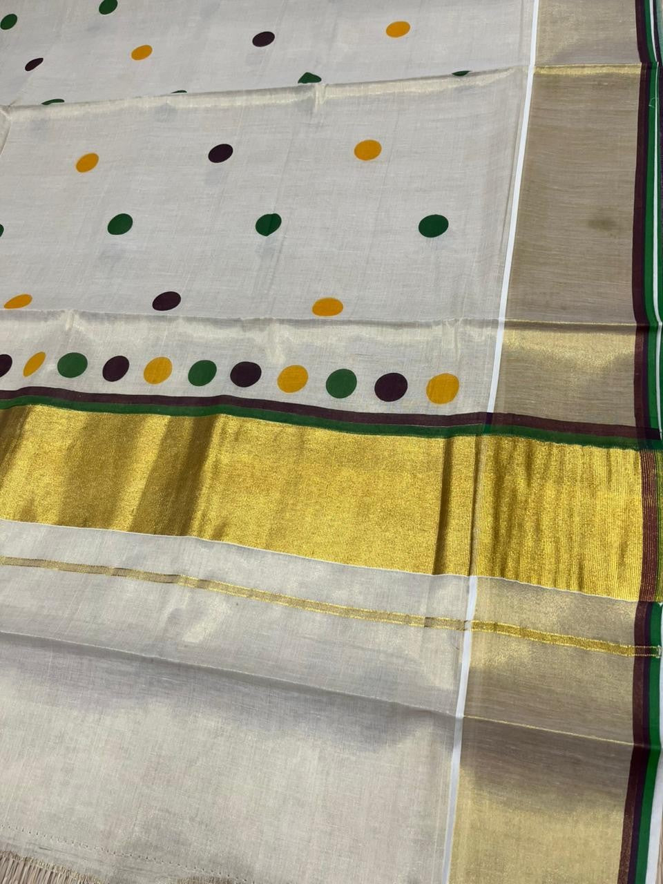 Southloom Kerala Tissue Kasavu Saree with Polka Dots on Body in Green and Brown SL429