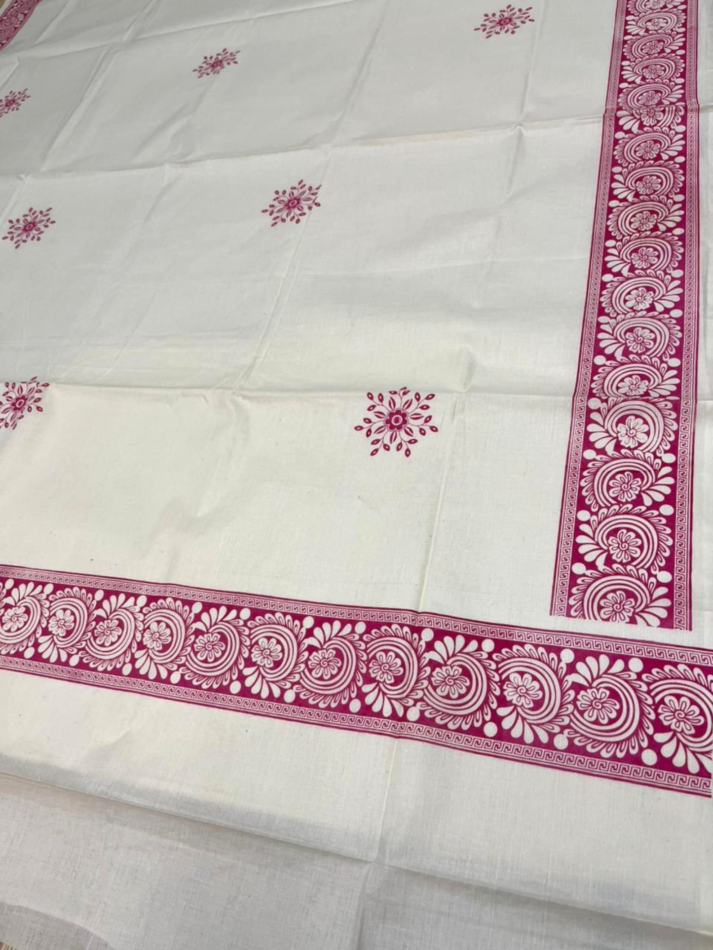 Southloom Kerala Cotton Saree with With Floral Digital Prints on Body and Borders in Pink SL475