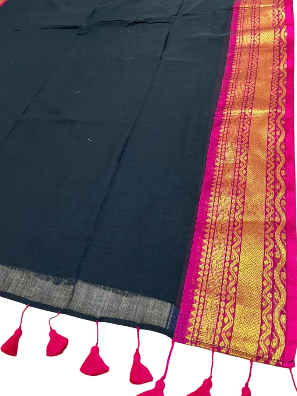 Southloom Mul Cotton 120 x 120 Soft Fabric Saree SL215