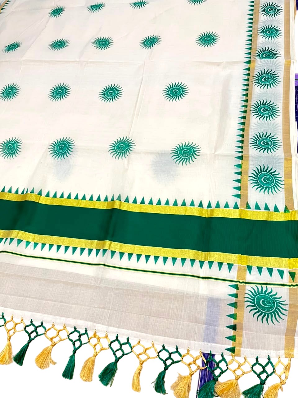Southloom Cotton Kerala Kasavu Saree with Digital Print On Body With Temple Borders With Tussles In Green SL519