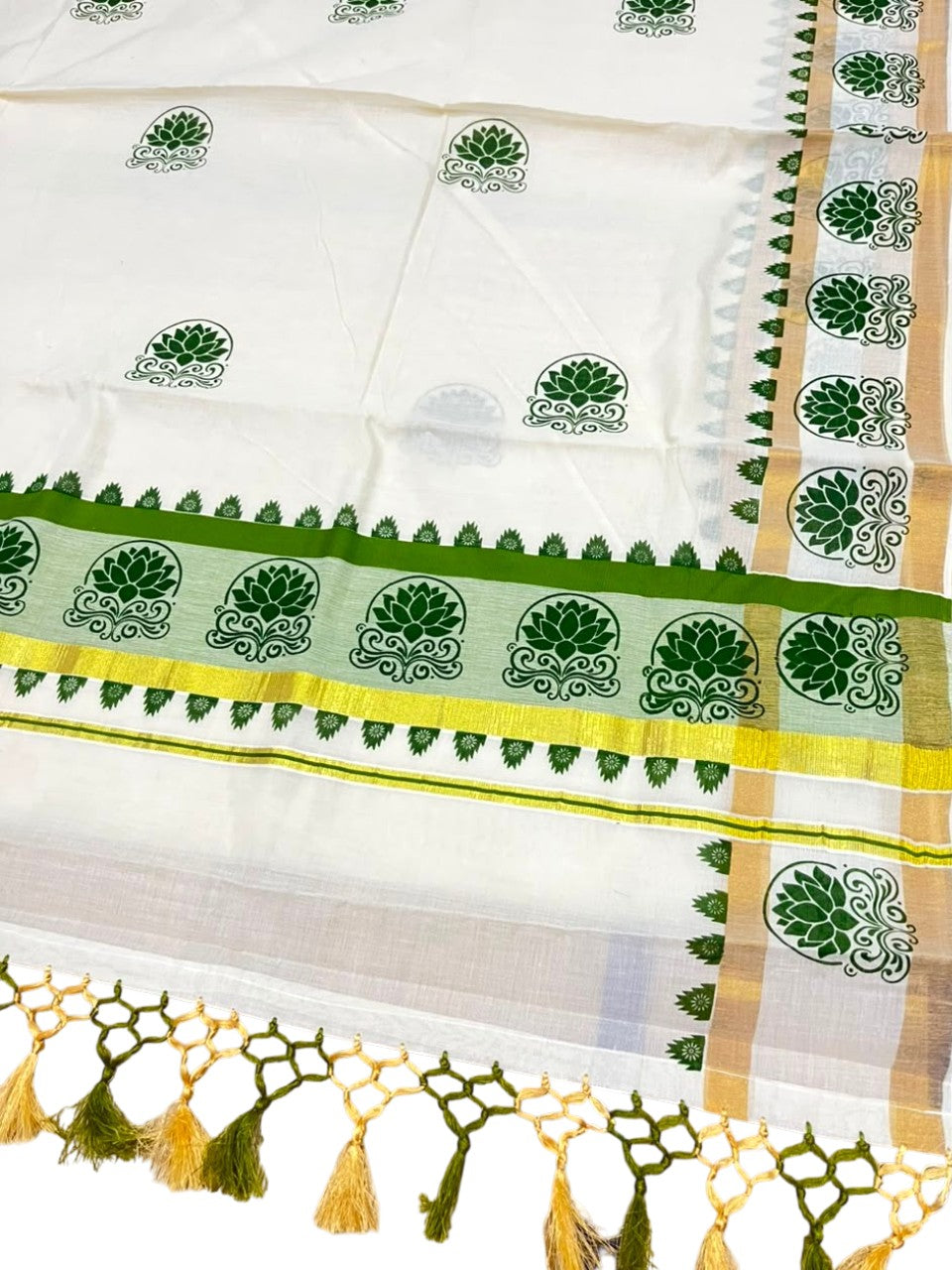 Southloom Cotton Kerala Kasavu Saree with Digital Print On Body With Temple Borders With Tussles In Olive Green SL519