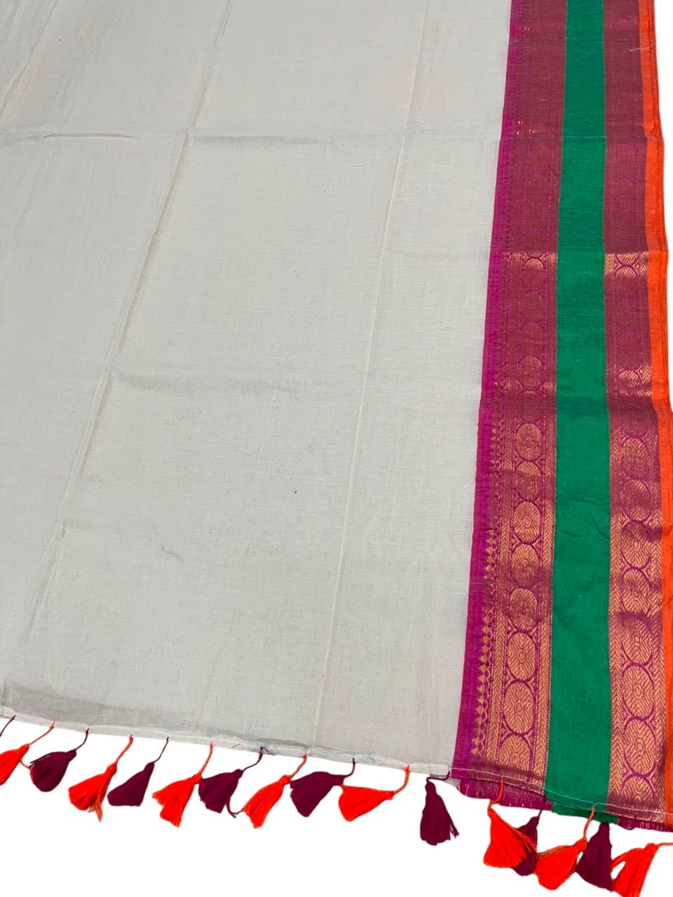 Southloom Mul Cotton 120 x 120 Soft Fabric Saree SL215
