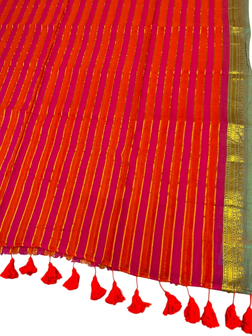 Southloom Mul Cotton 120 x 120 Soft Fabric Saree SL215