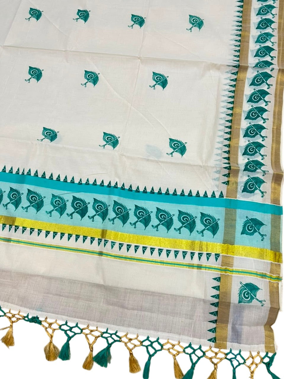 Southloom Cotton Kerala Kasavu Saree with Digital Print on Body With Temple Borders in Turquoise SL519